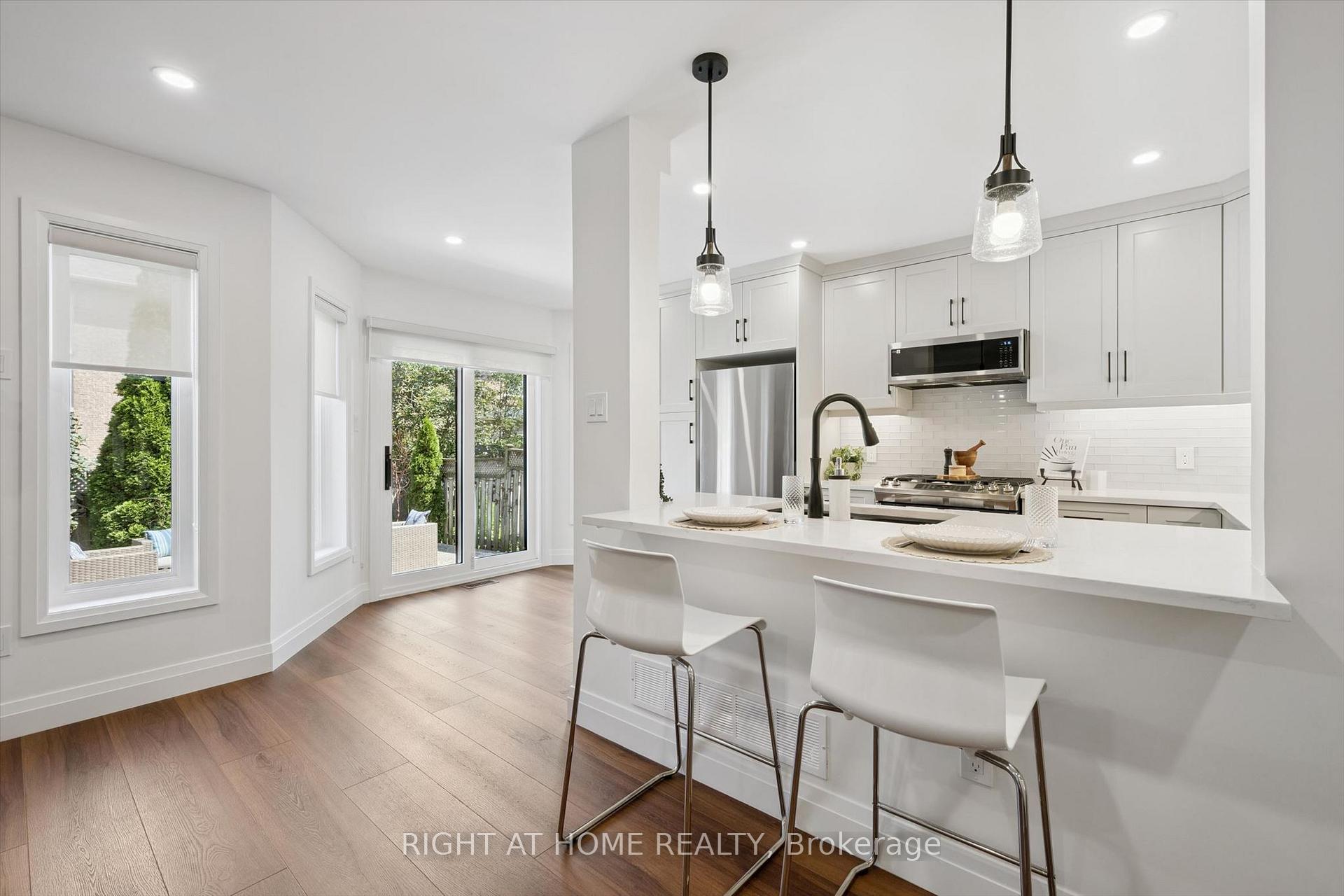 Photo 13 of 2294 Seton Crescent, Burlington, Orchard — HOMEH