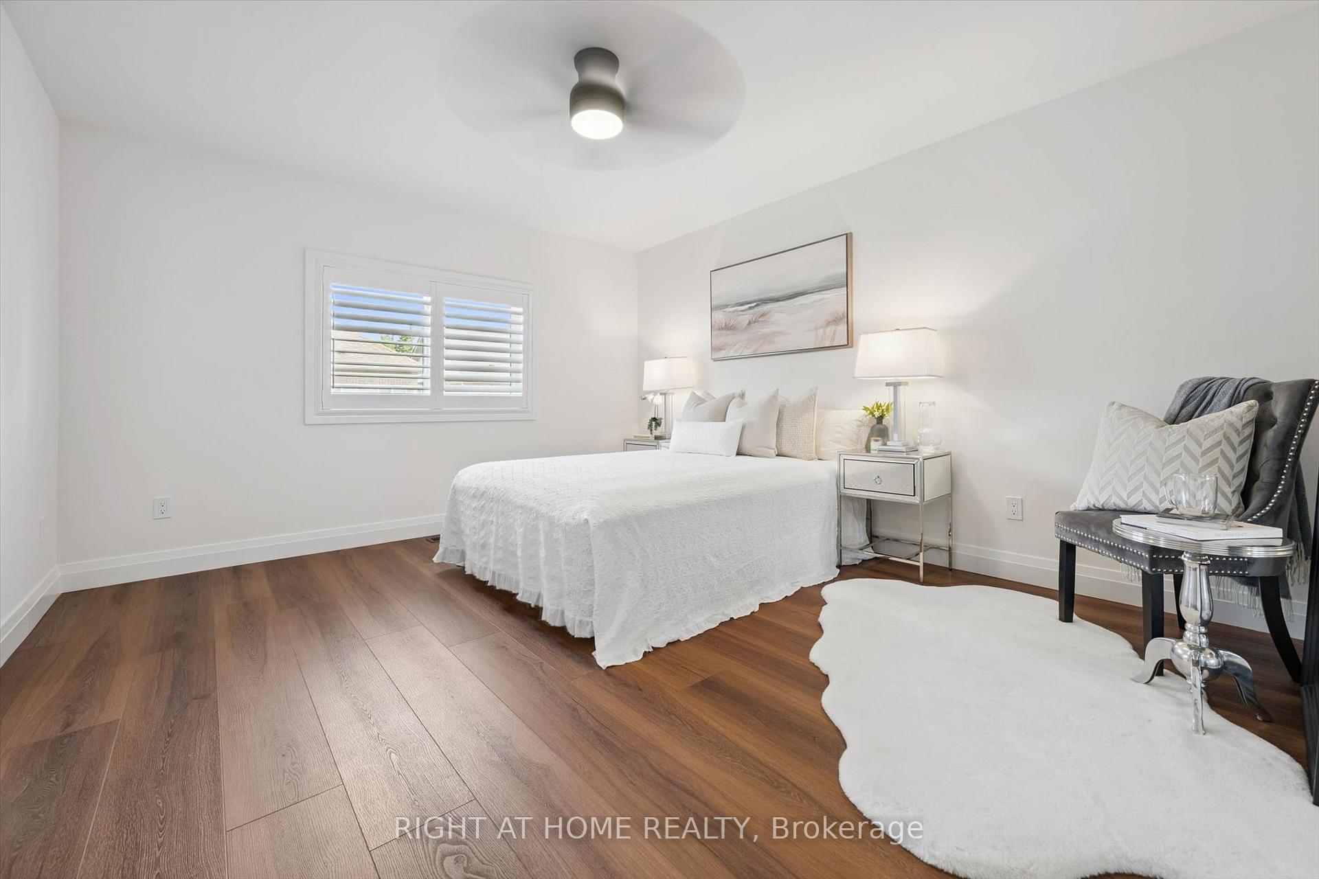 Photo 22 of 2294 Seton Crescent, Burlington, Orchard — HOMEH