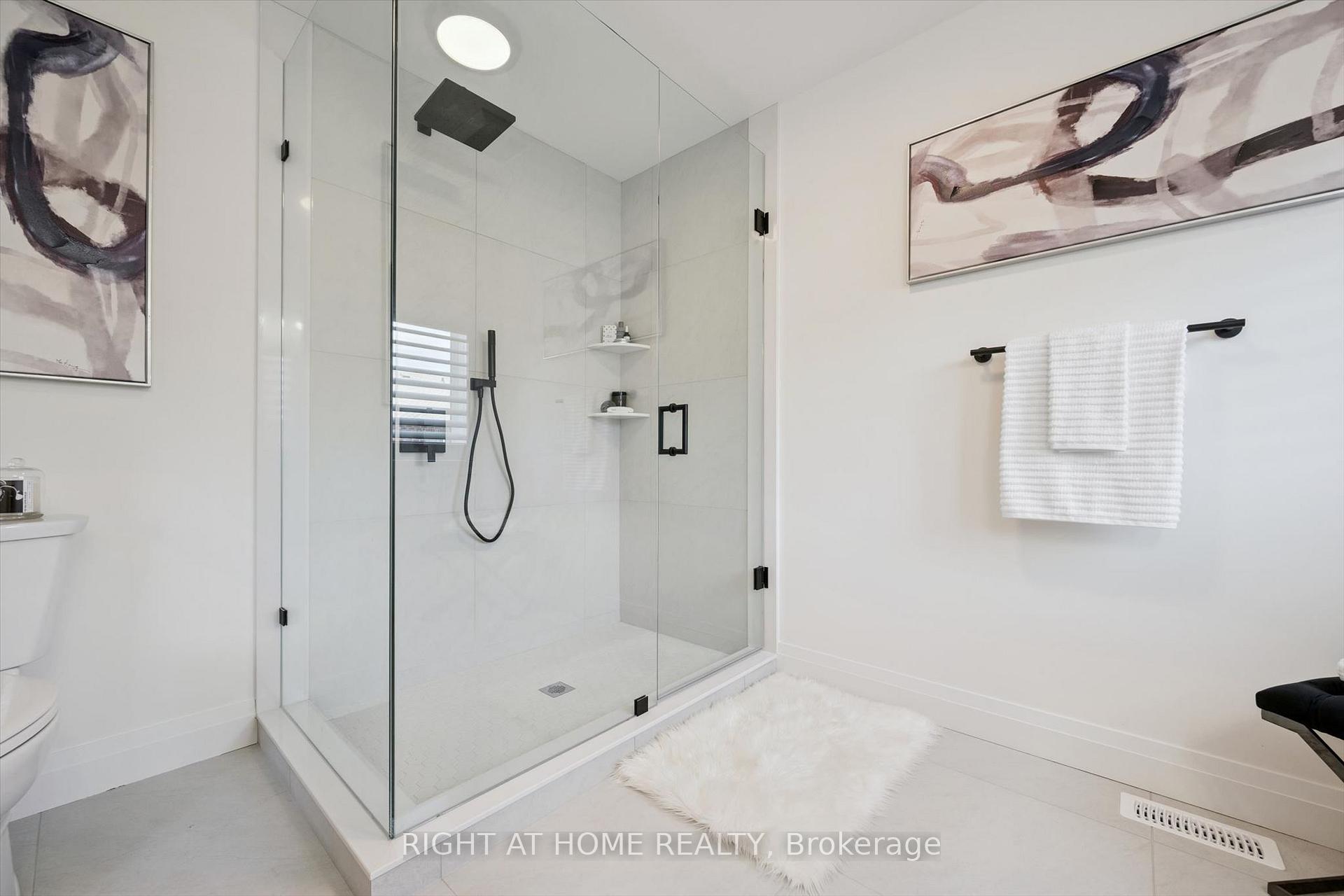 Photo 27 of 2294 Seton Crescent, Burlington, Orchard — HOMEH
