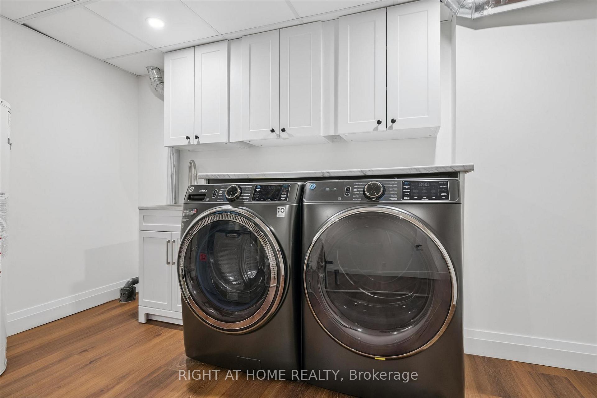 Photo 40 of 2294 Seton Crescent, Burlington, Orchard — HOMEH