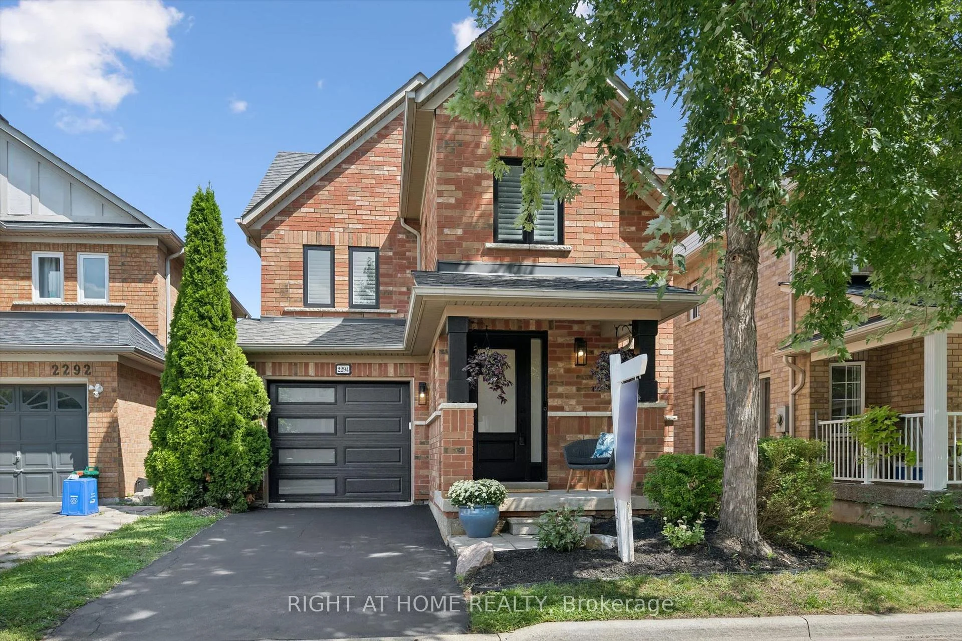 Photo 42 of 2294 Seton Crescent, Burlington, Orchard — HOMEH