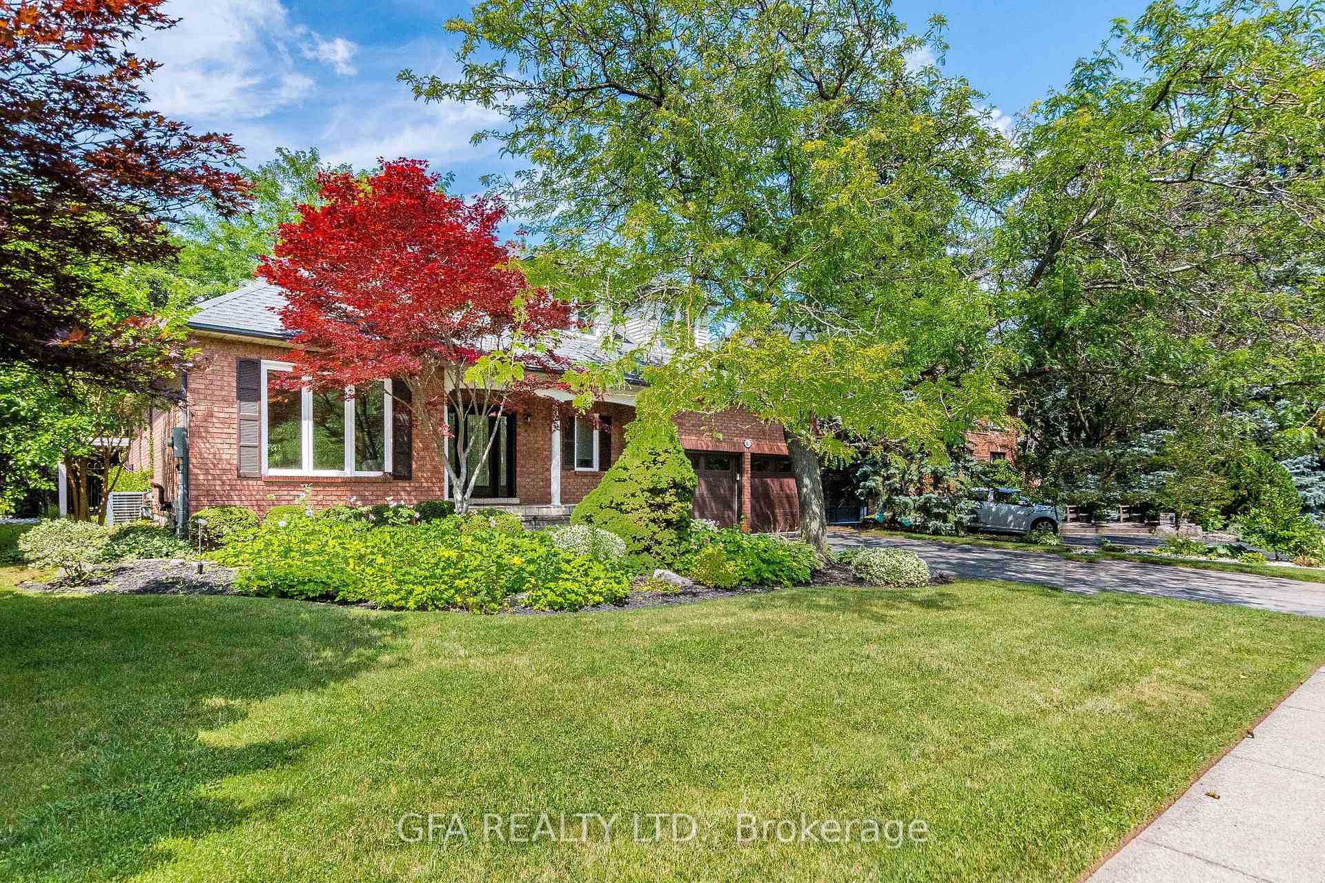 Photo 3 of 1027 Masters Green, Oakville, Glen Abbey — HOMEH