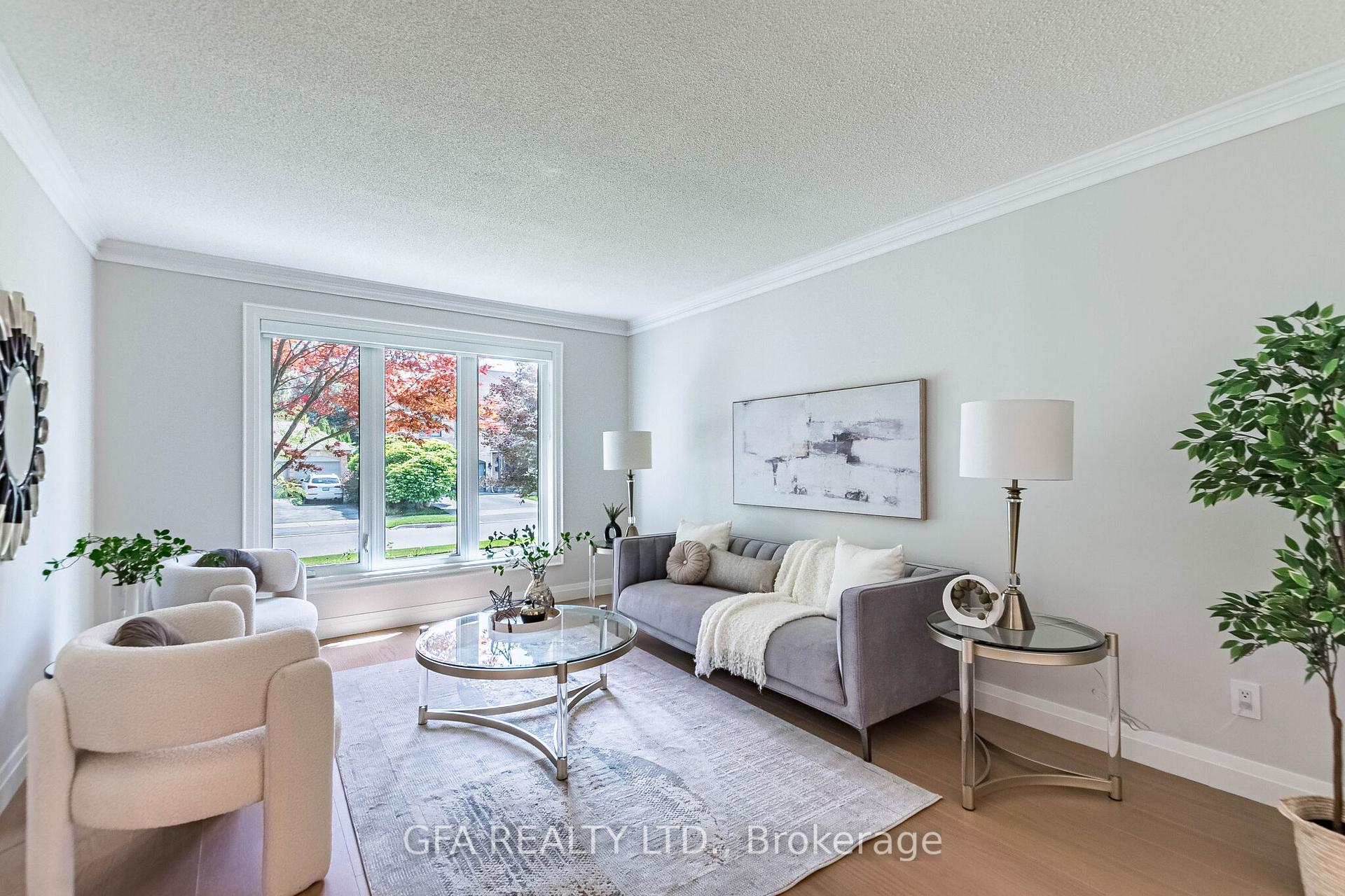 Photo 7 of 1027 Masters Green, Oakville, Glen Abbey — HOMEH