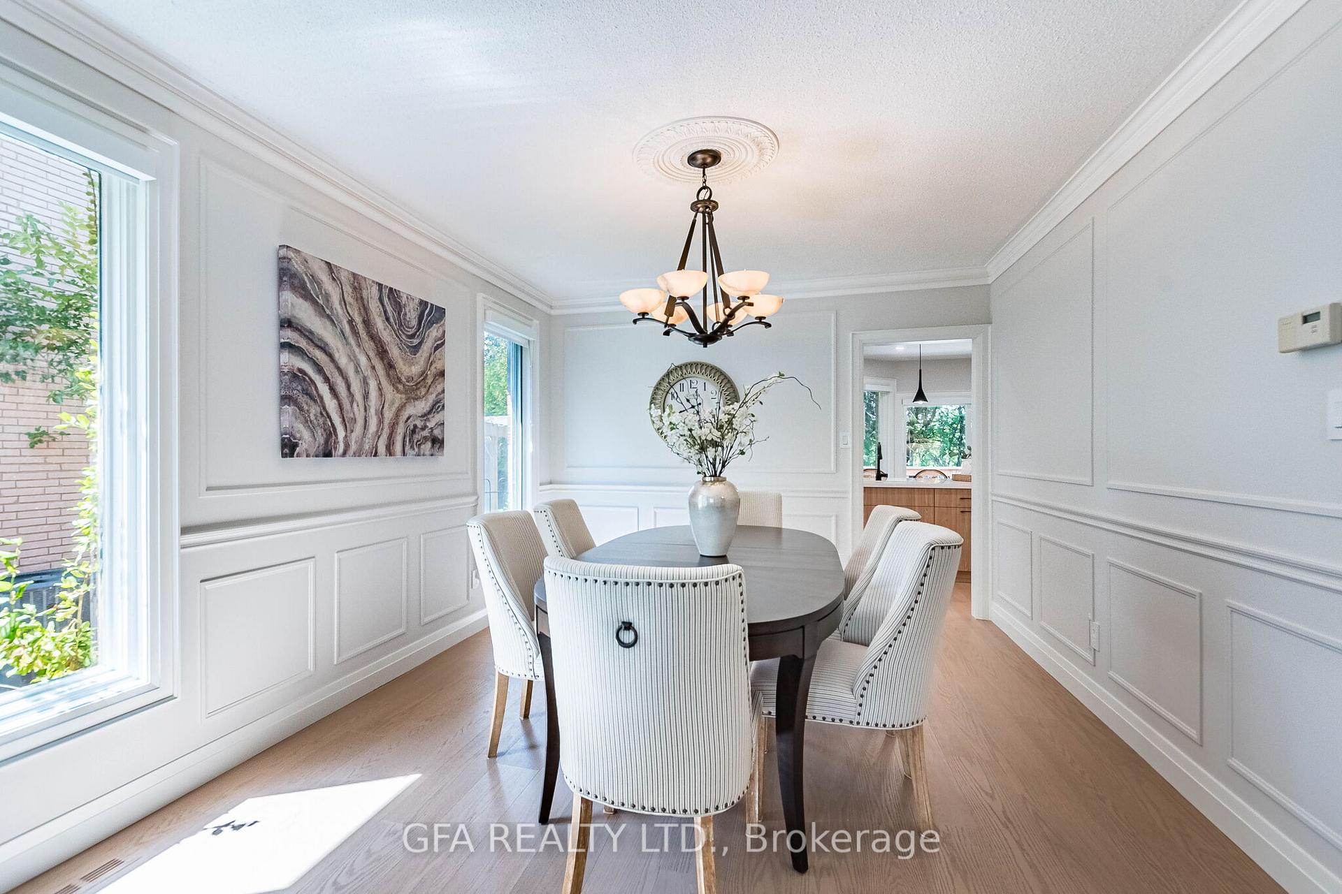Photo 10 of 1027 Masters Green, Oakville, Glen Abbey — HOMEH