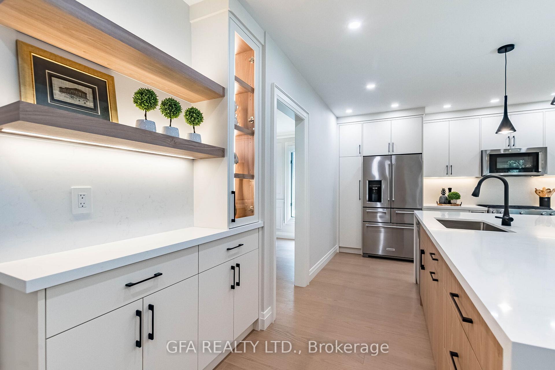 Photo 14 of 1027 Masters Green, Oakville, Glen Abbey — HOMEH