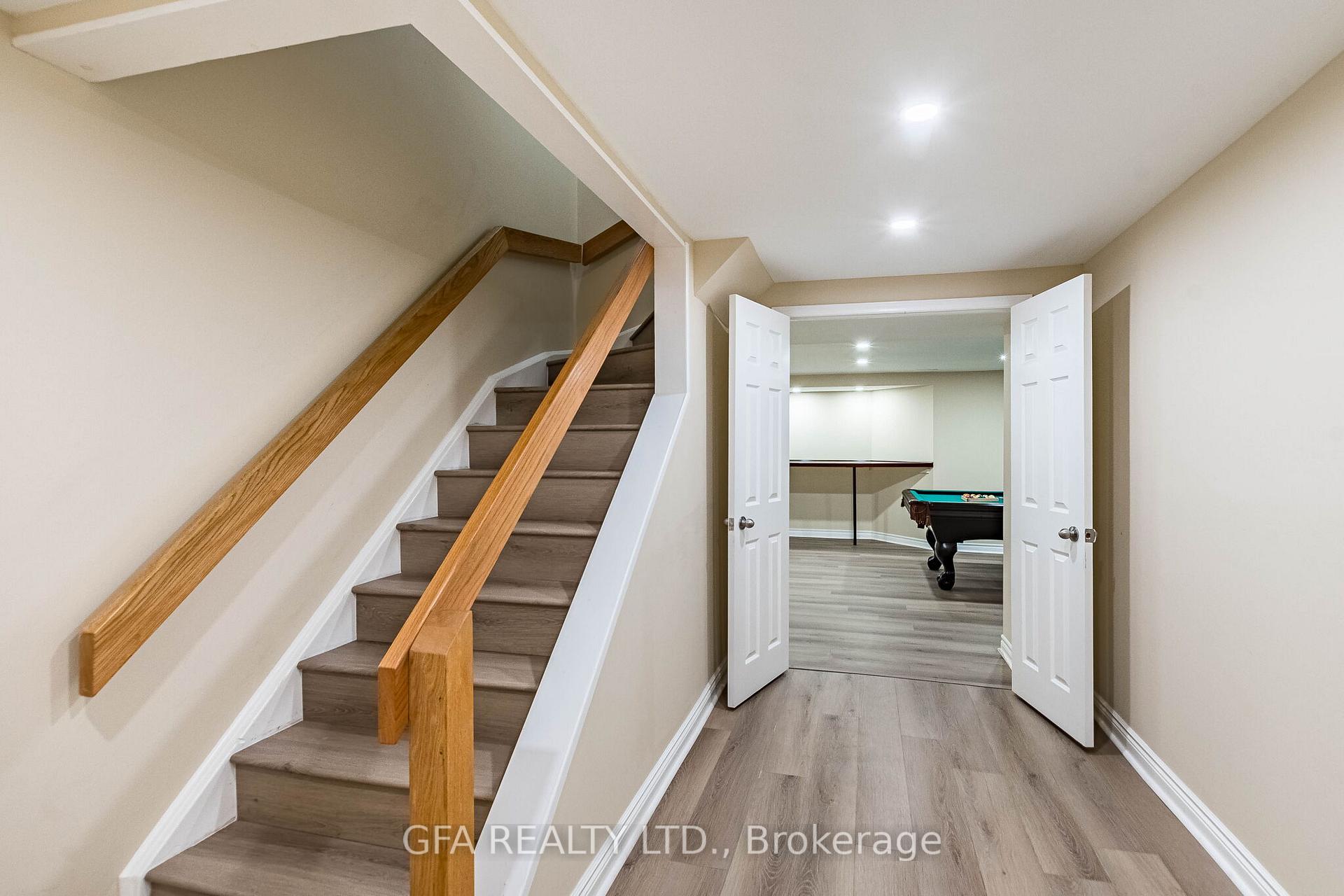 Photo 36 of 1027 Masters Green, Oakville, Glen Abbey — HOMEH