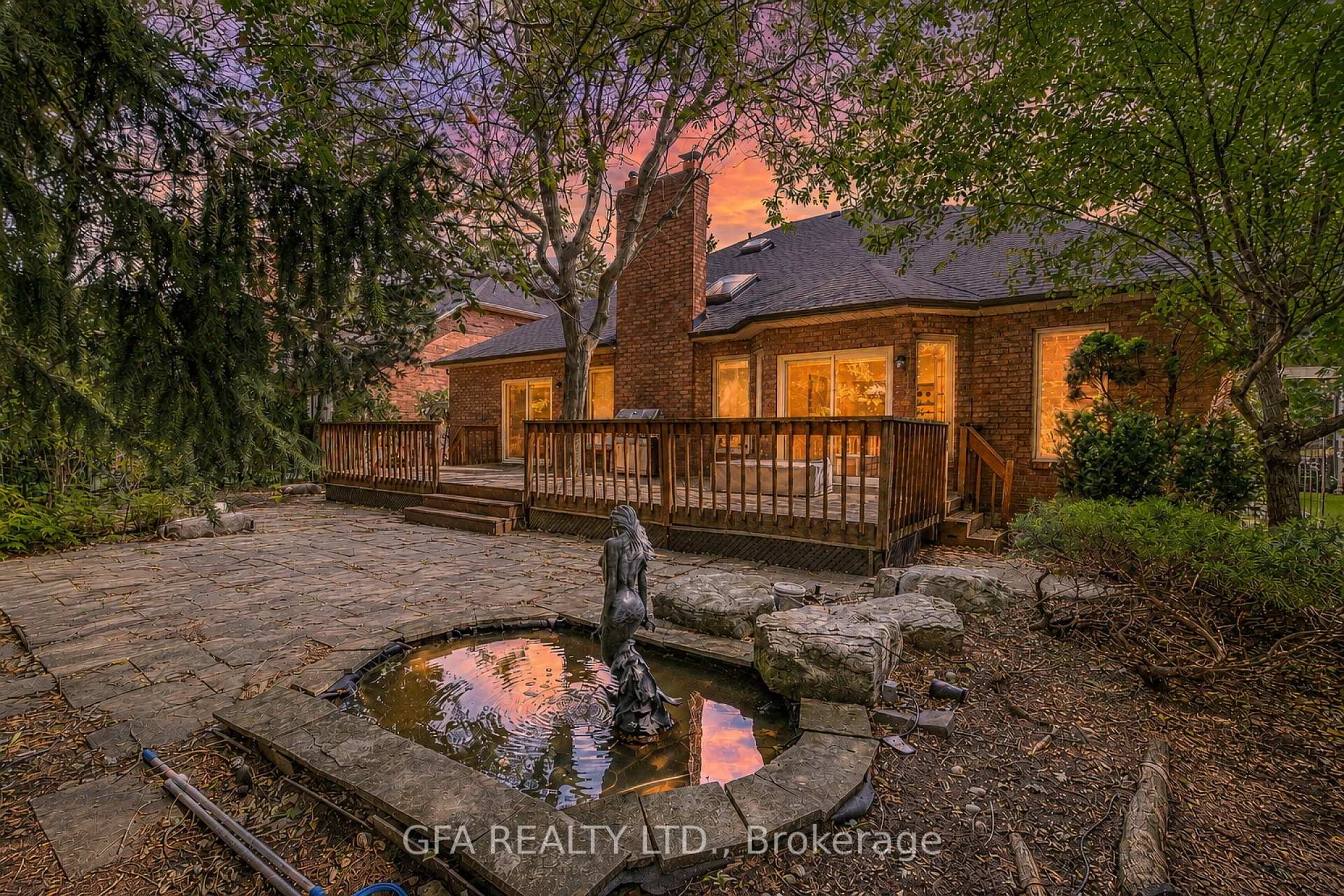 Photo 47 of 1027 Masters Green, Oakville, Glen Abbey — HOMEH