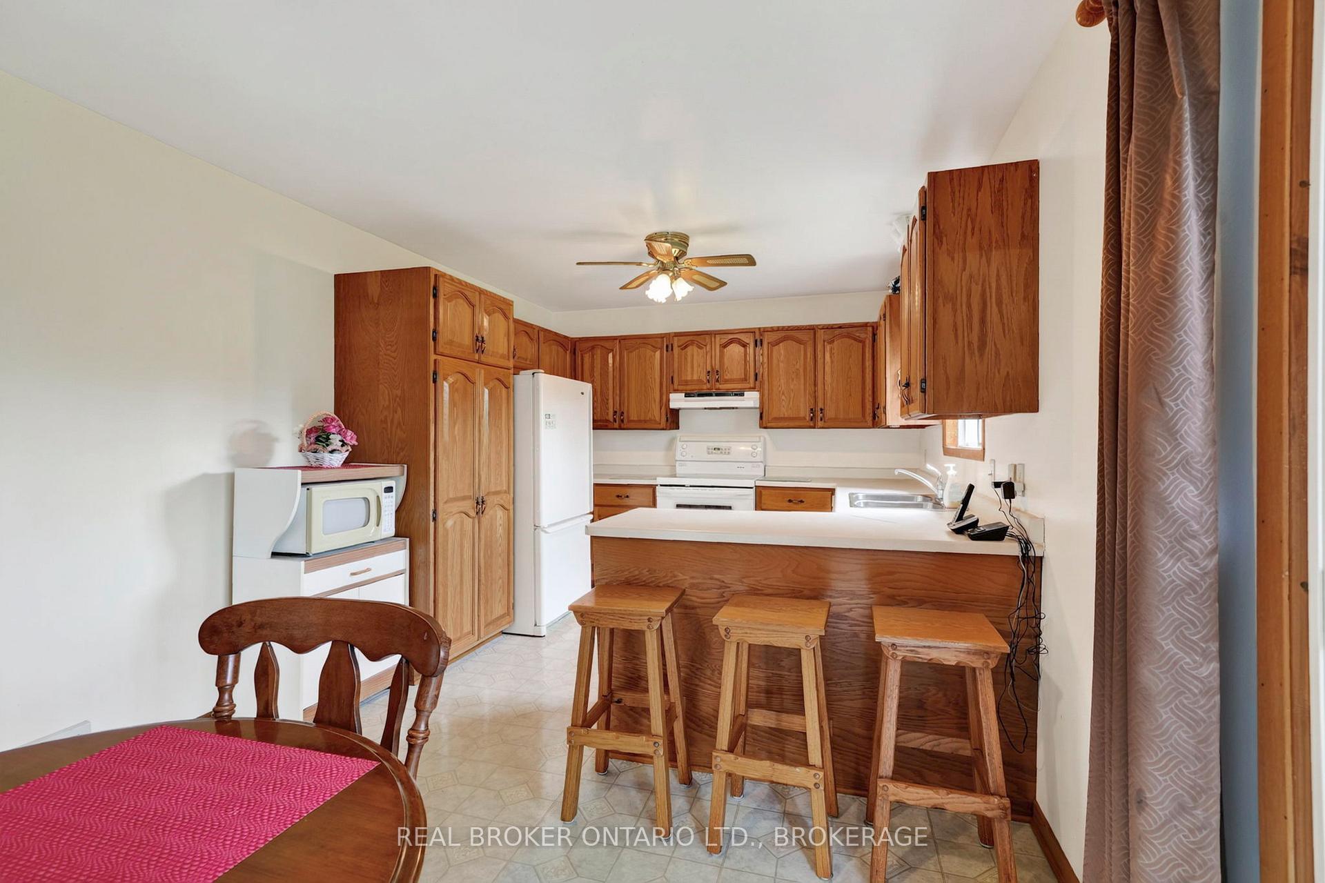 Photo 6 of 17550 Island Road, South Stormont, South Stormont (Cornwall) Twp — HOMEH