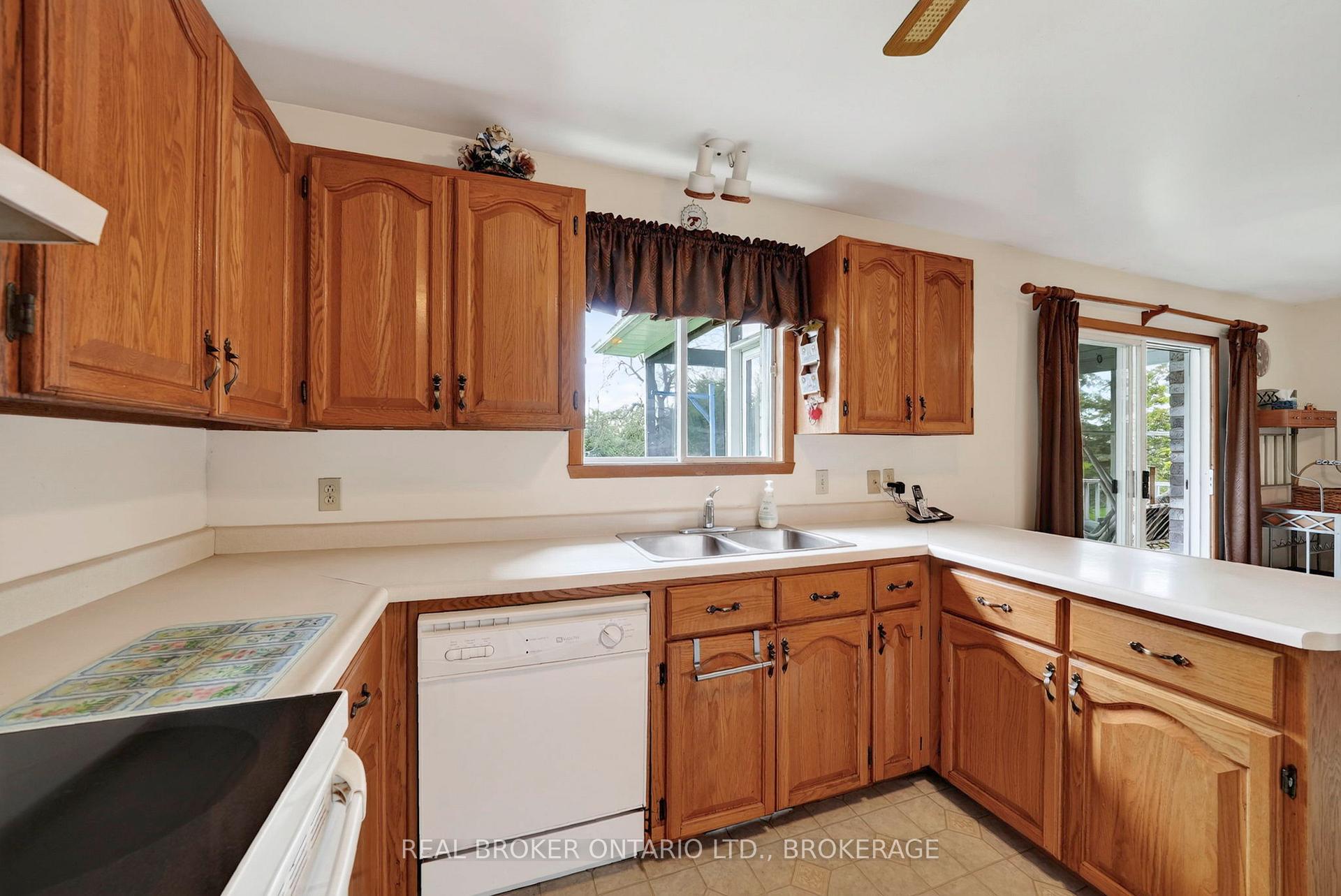Photo 8 of 17550 Island Road, South Stormont, South Stormont (Cornwall) Twp — HOMEH