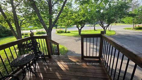 Photo 3 of 1031 Metro Road, Georgina, Historic Lakeshore Communities — HOMEH