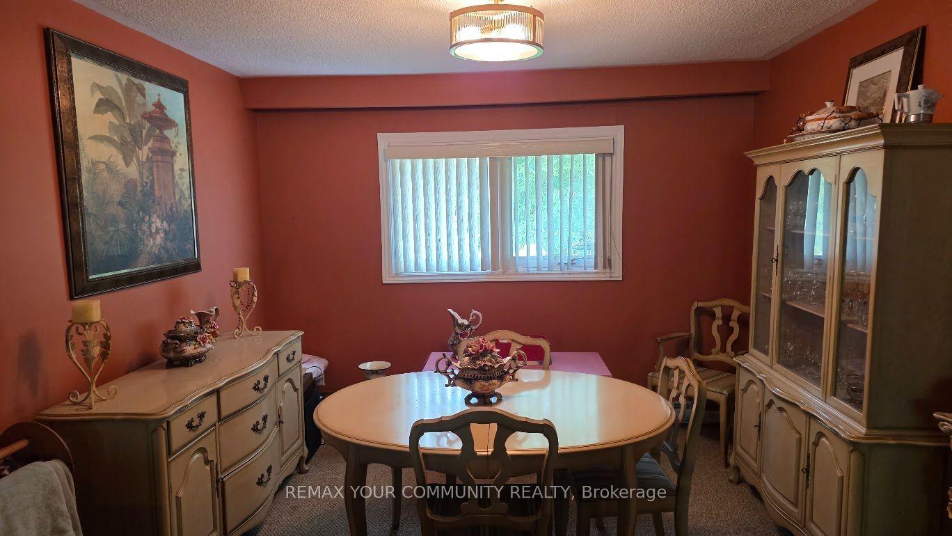 Photo 14 of 1031 Metro Road, Georgina, Historic Lakeshore Communities — HOMEH