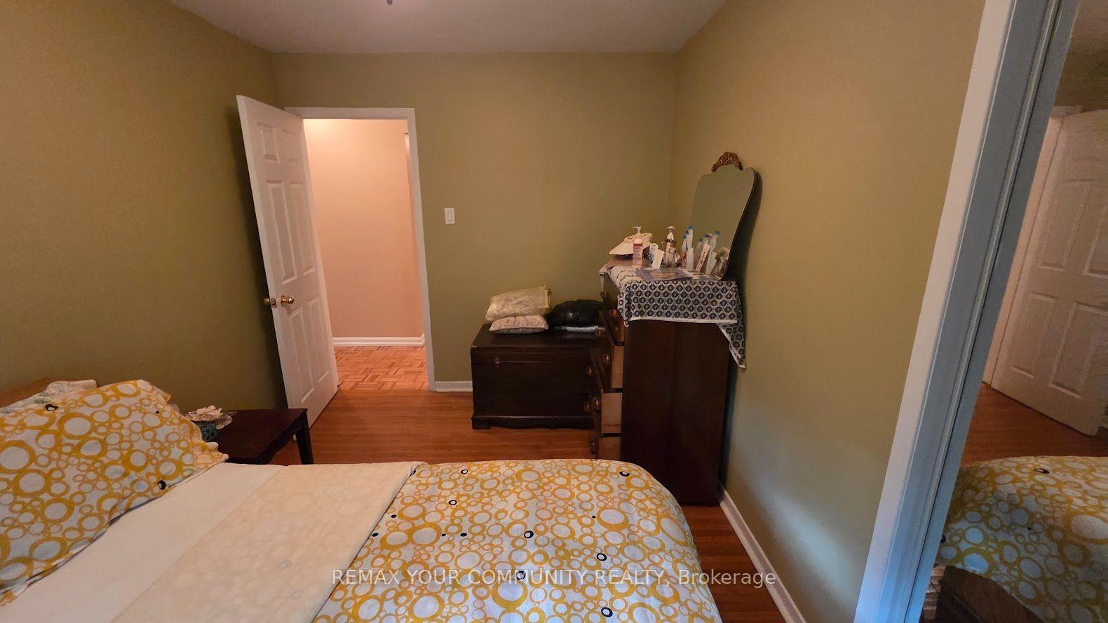 Photo 20 of 1031 Metro Road, Georgina, Historic Lakeshore Communities — HOMEH