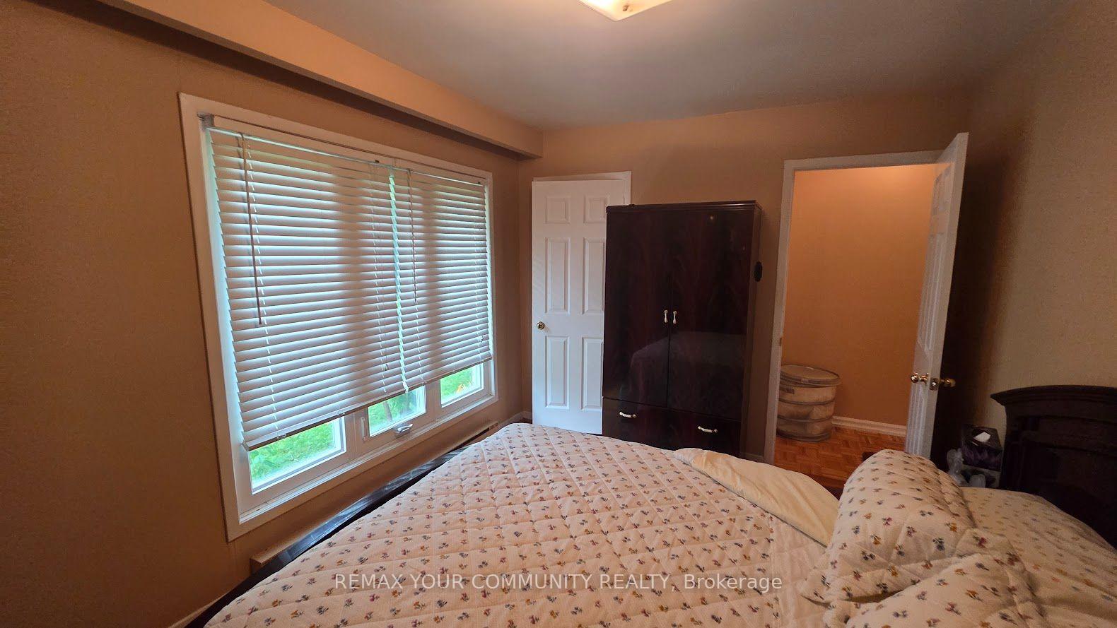 Photo 22 of 1031 Metro Road, Georgina, Historic Lakeshore Communities — HOMEH