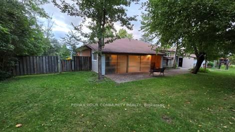 Photo 27 of 1031 Metro Road, Georgina, Historic Lakeshore Communities — HOMEH