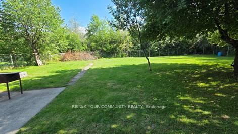Photo 33 of 1031 Metro Road, Georgina, Historic Lakeshore Communities — HOMEH
