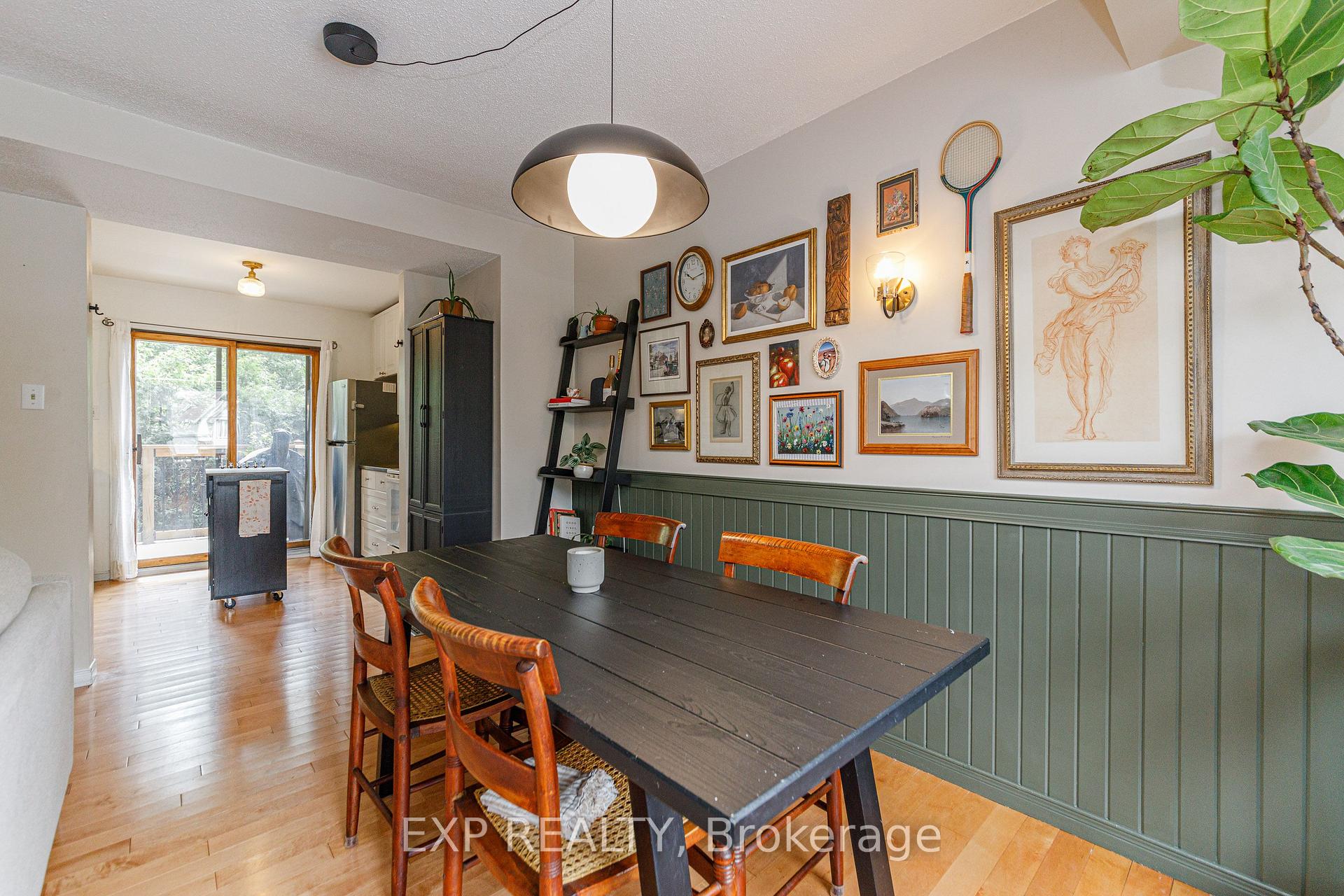 Photo 9 of 8 Maclean Street, Ottawa, West Centre Town — HOMEH