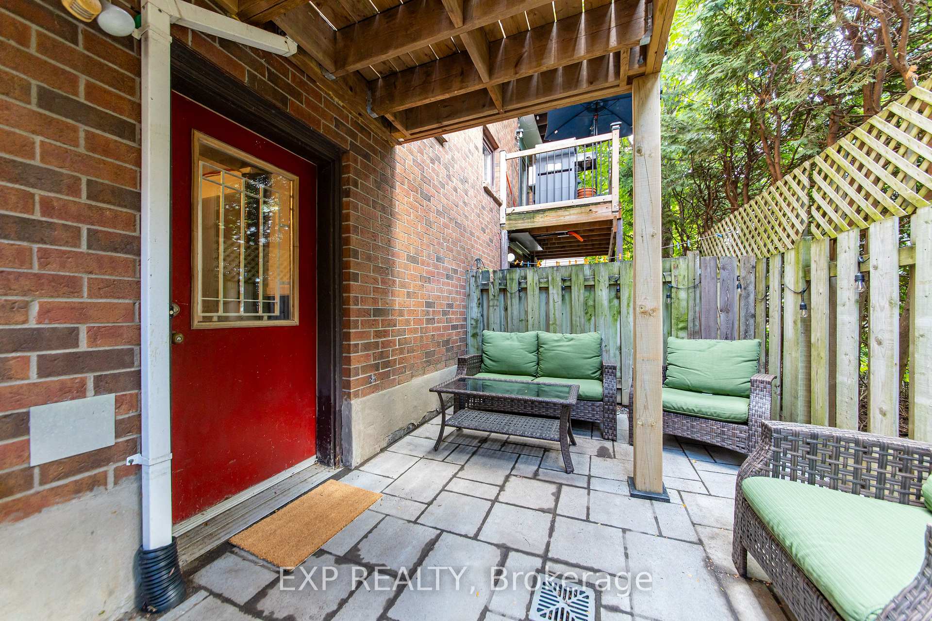 Photo 35 of 8 Maclean Street, Ottawa, West Centre Town — HOMEH