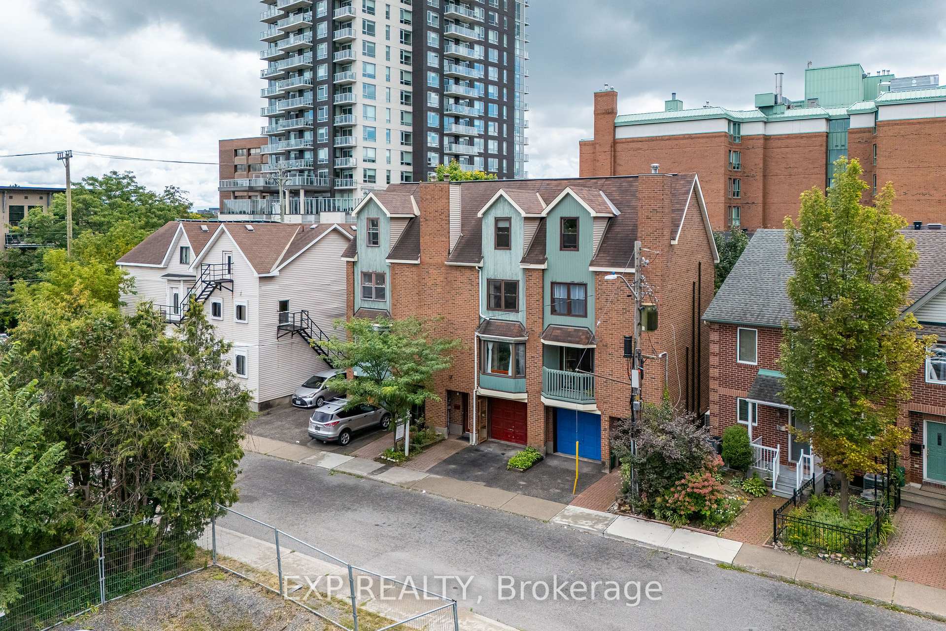 Photo 40 of 8 Maclean Street, Ottawa, West Centre Town — HOMEH