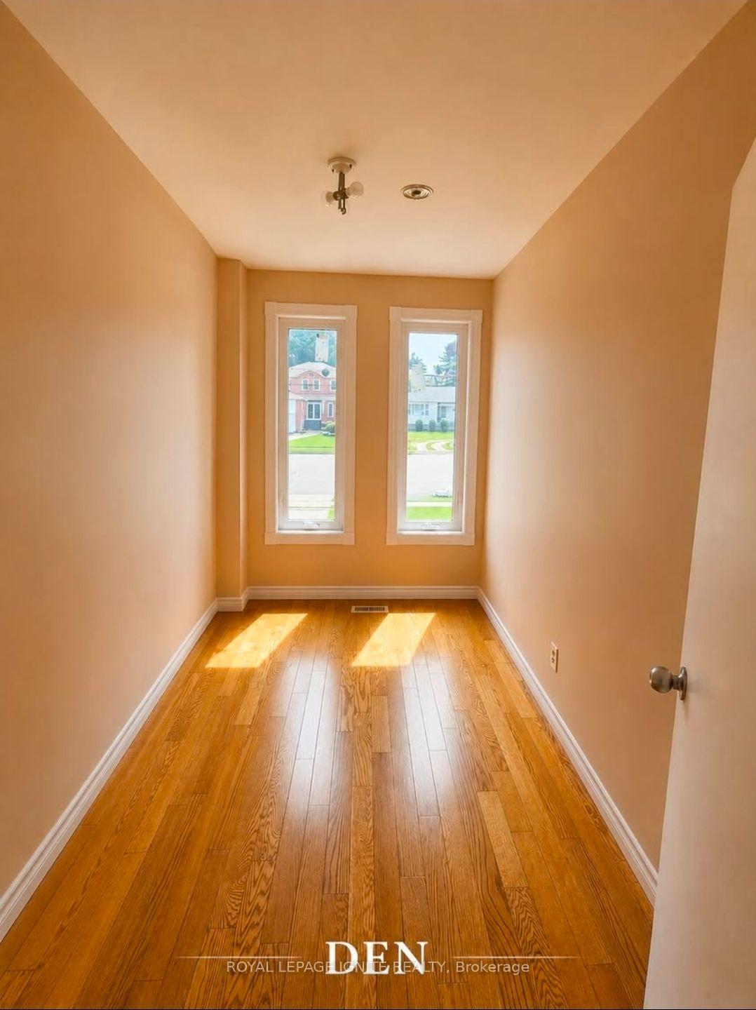 Photo 5 of Unit Main, 3430 Ellesmere Road, Scarborough, Highland Creek — HOMEH