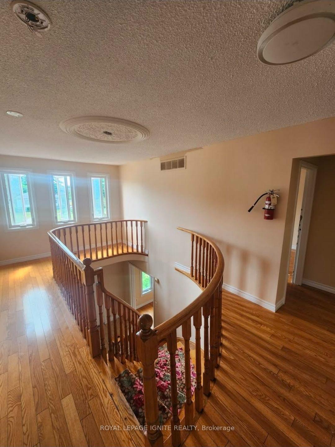 Photo 11 of Unit Main, 3430 Ellesmere Road, Scarborough, Highland Creek — HOMEH