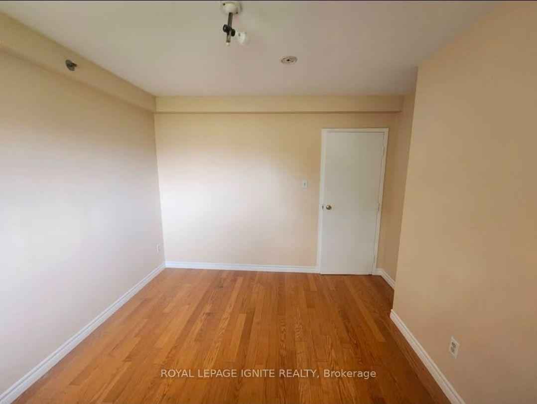 Photo 12 of Unit Main, 3430 Ellesmere Road, Scarborough, Highland Creek — HOMEH