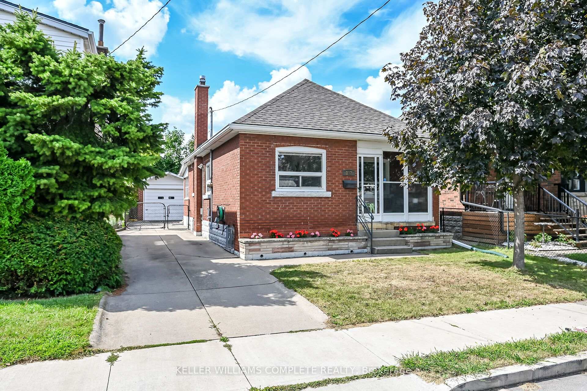 Photo 2 of 197 Fairfield Avenue, Hamilton, Homeside — HOMEH