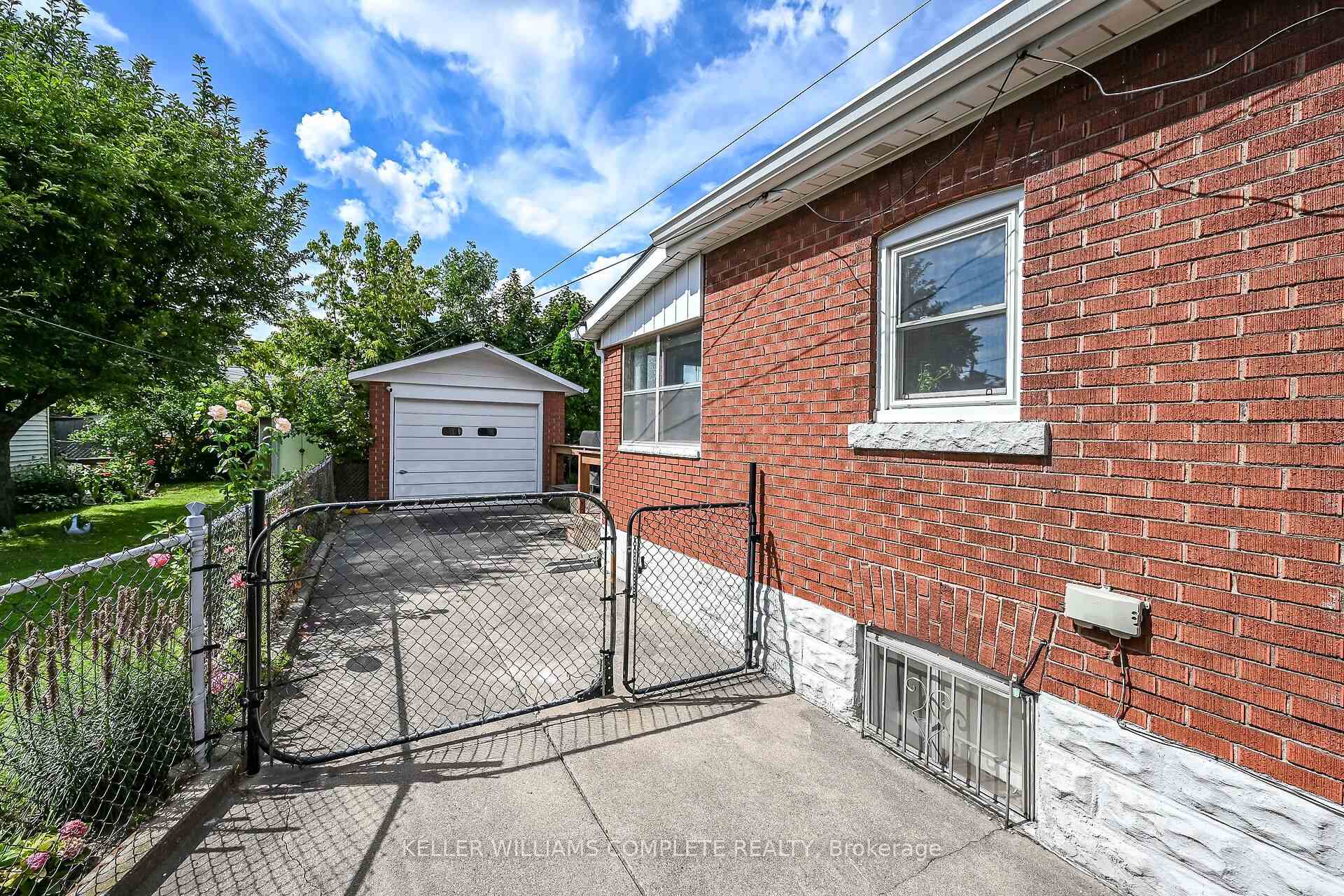 Photo 41 of 197 Fairfield Avenue, Hamilton, Homeside — HOMEH