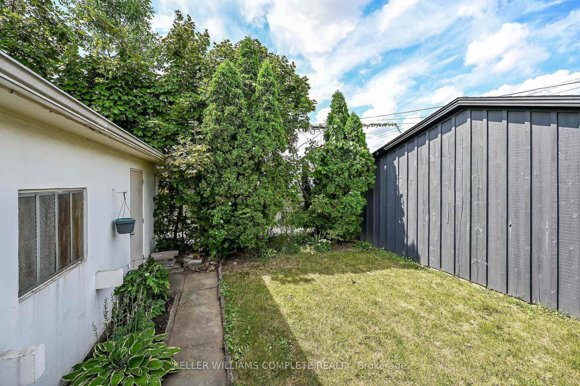 Photo 48 of 197 Fairfield Avenue, Hamilton, Homeside — HOMEH