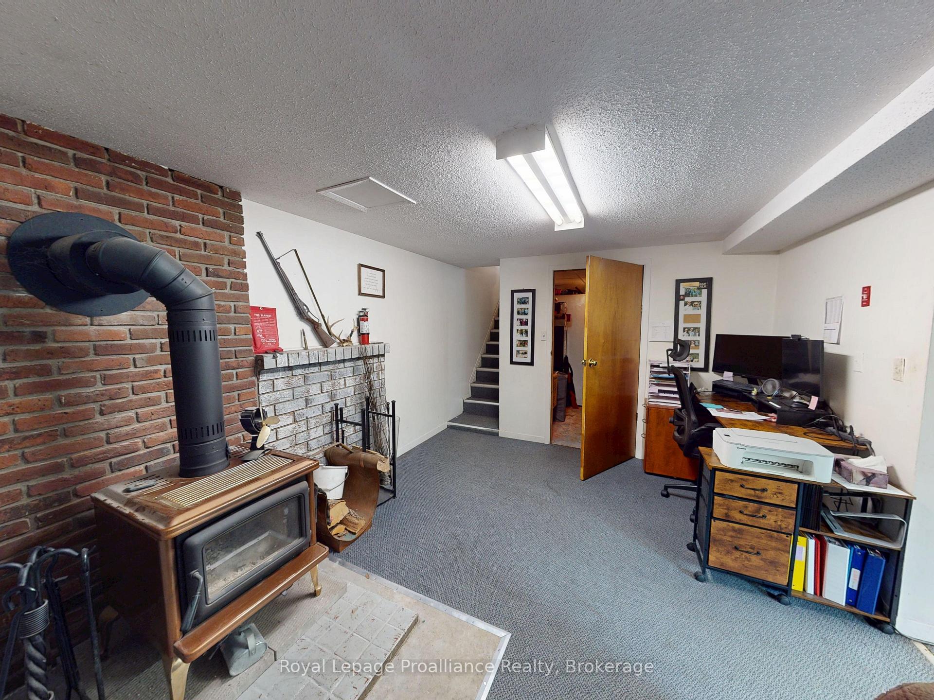 Photo 25 of 59 Helyer Road, Quinte West, Murray Ward — HOMEH