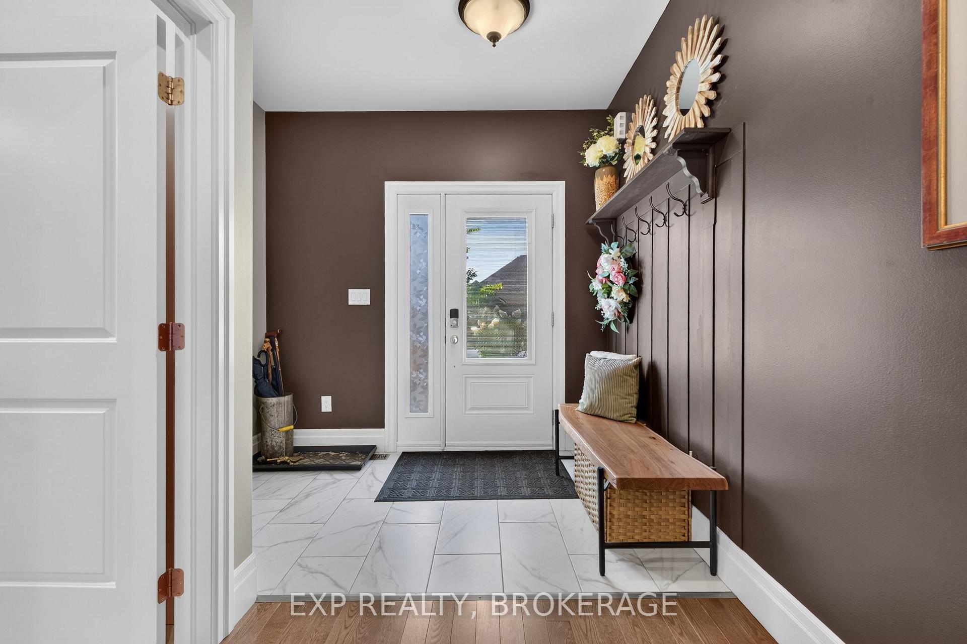 Photo 5 of 32 Curtis Street, Prince Edward County, Picton Ward — HOMEH