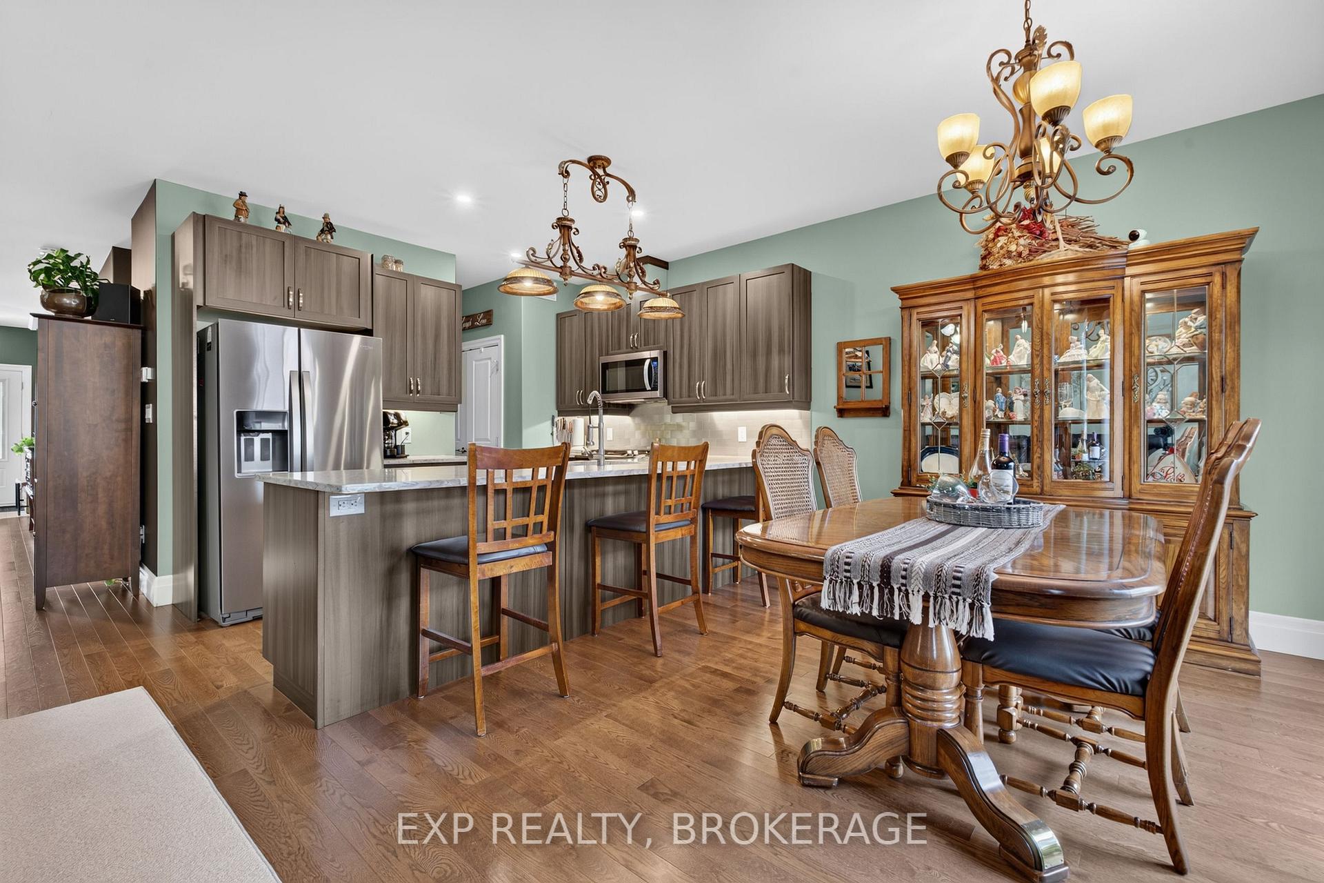 Photo 15 of 32 Curtis Street, Prince Edward County, Picton Ward — HOMEH