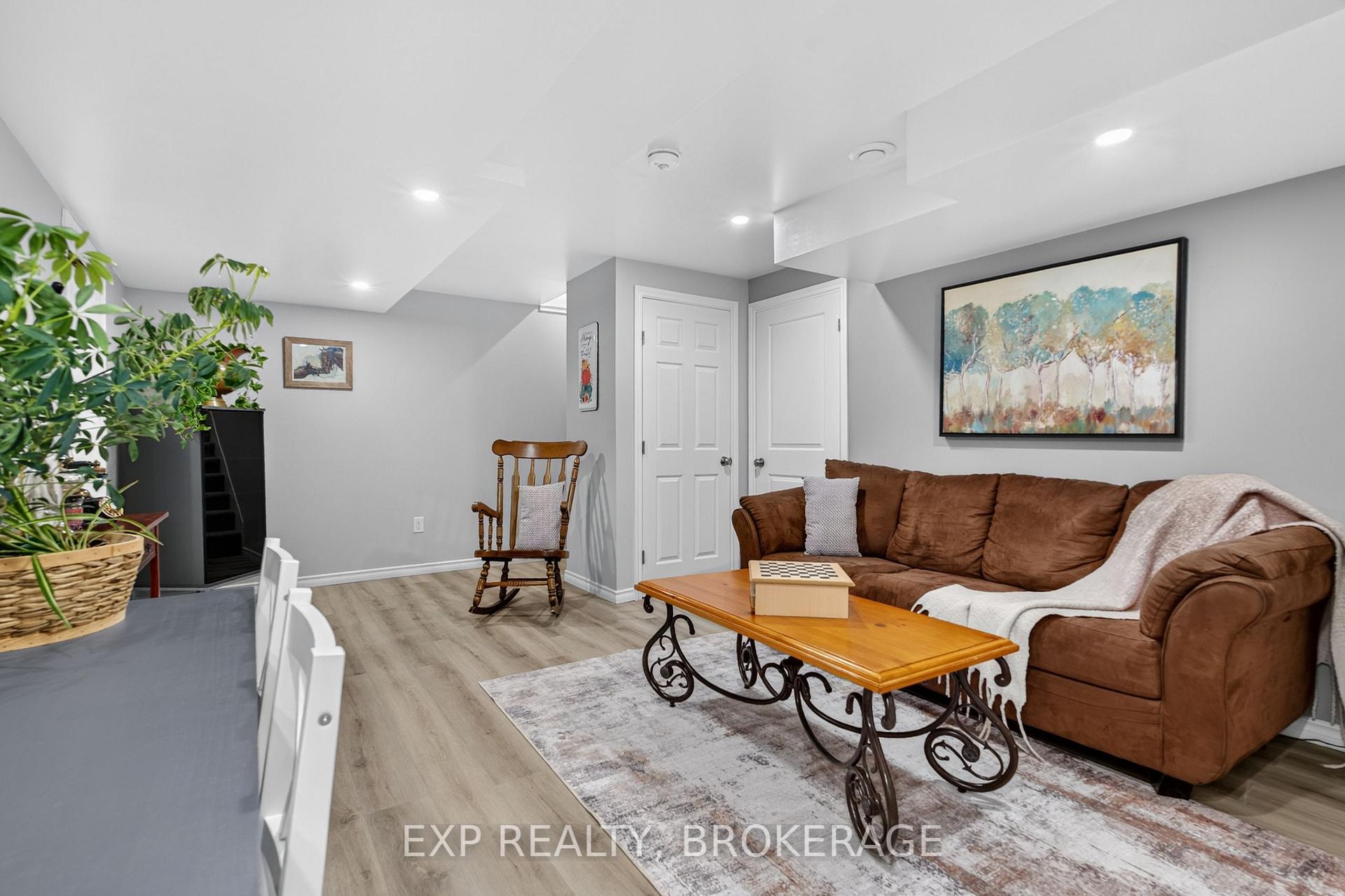 Photo 34 of 32 Curtis Street, Prince Edward County, Picton Ward — HOMEH