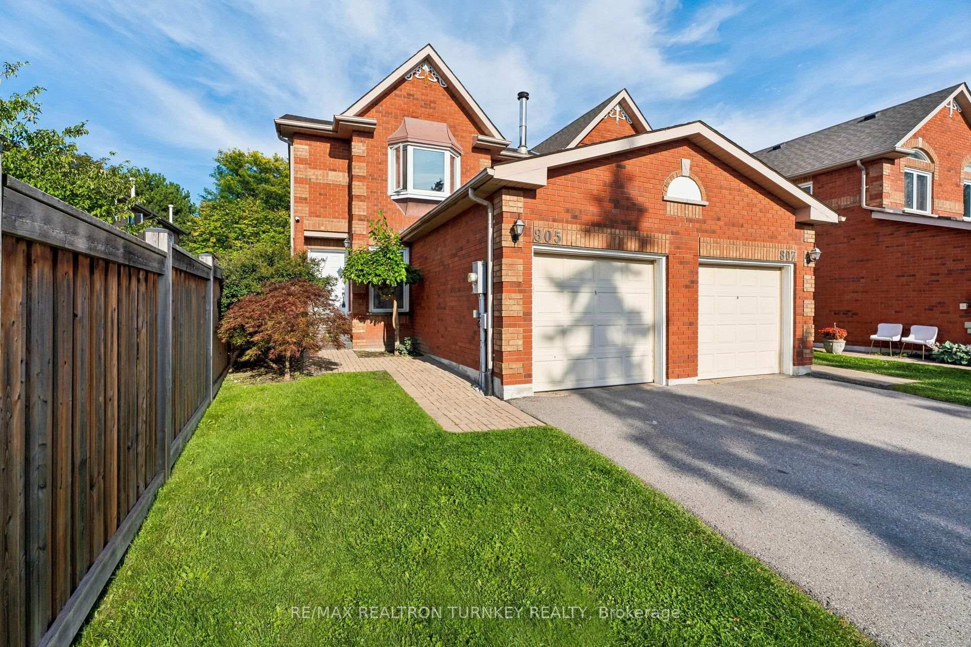 Photo 1 of 805 Playter Crescent, Newmarket, Armitage — HOMEH