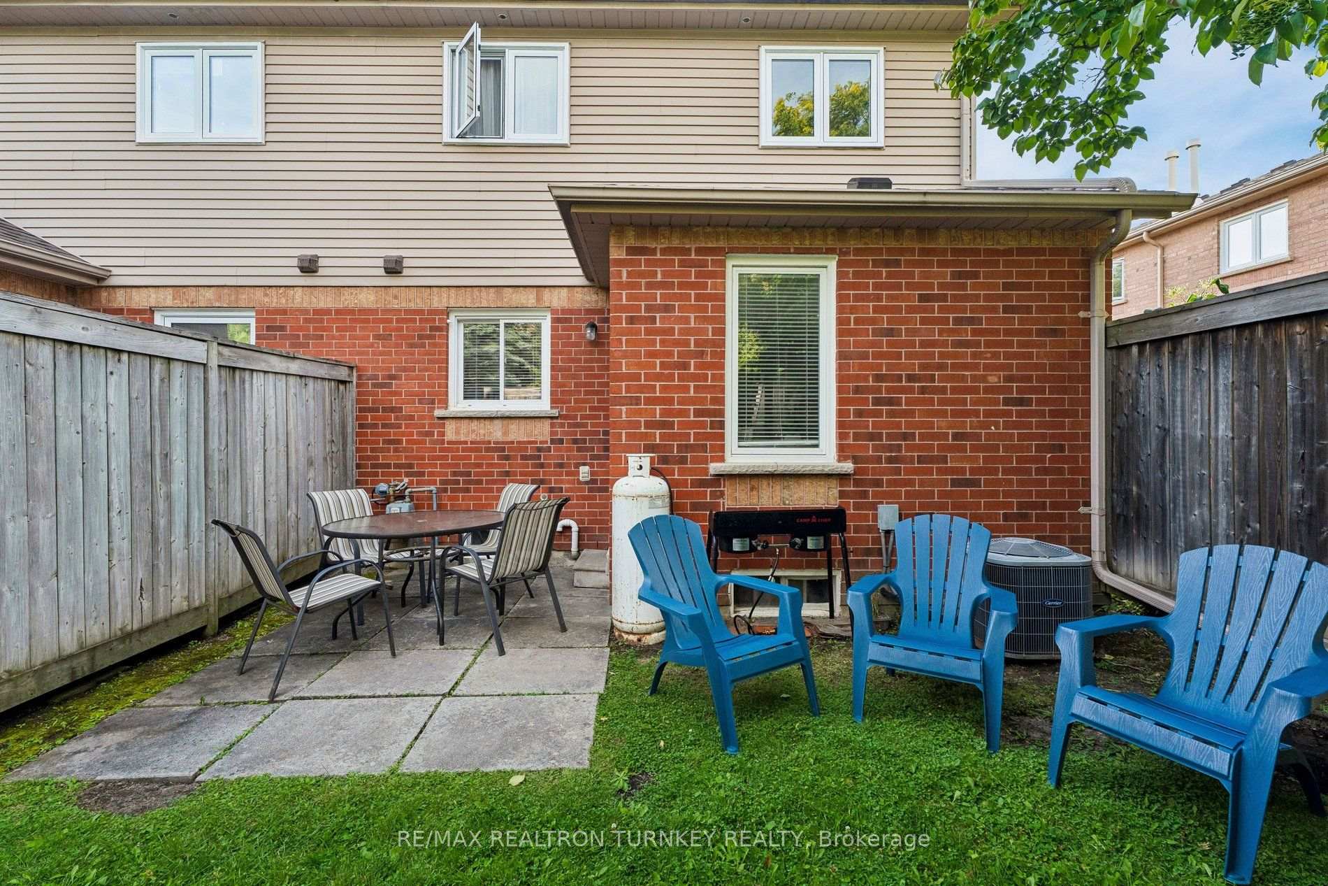 Photo 41 of 805 Playter Crescent, Newmarket, Armitage — HOMEH