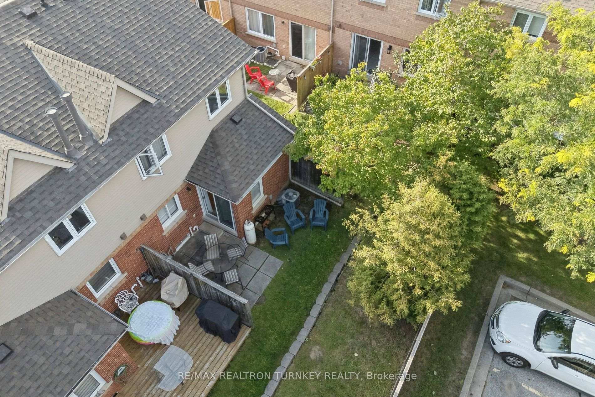 Photo 44 of 805 Playter Crescent, Newmarket, Armitage — HOMEH