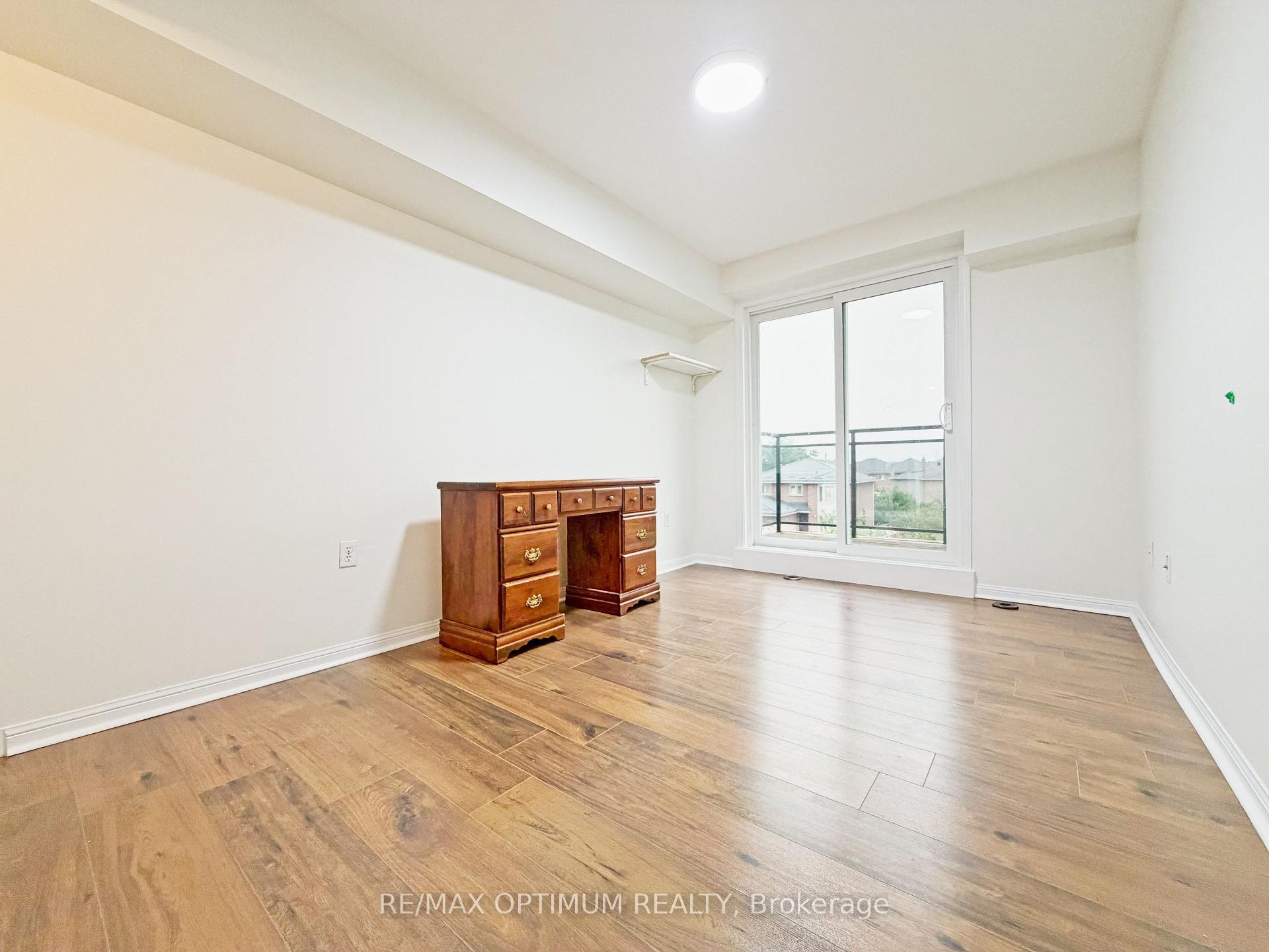 Photo 21 of Unit 17, 4620 Guildwood Way, Mississauga, Hurontario — HOMEH