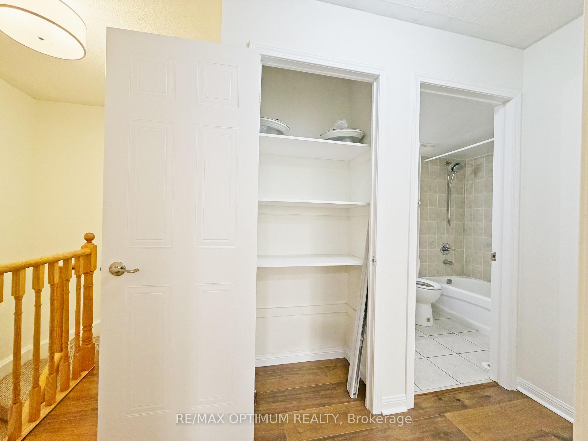 Photo 26 of Unit 17, 4620 Guildwood Way, Mississauga, Hurontario — HOMEH