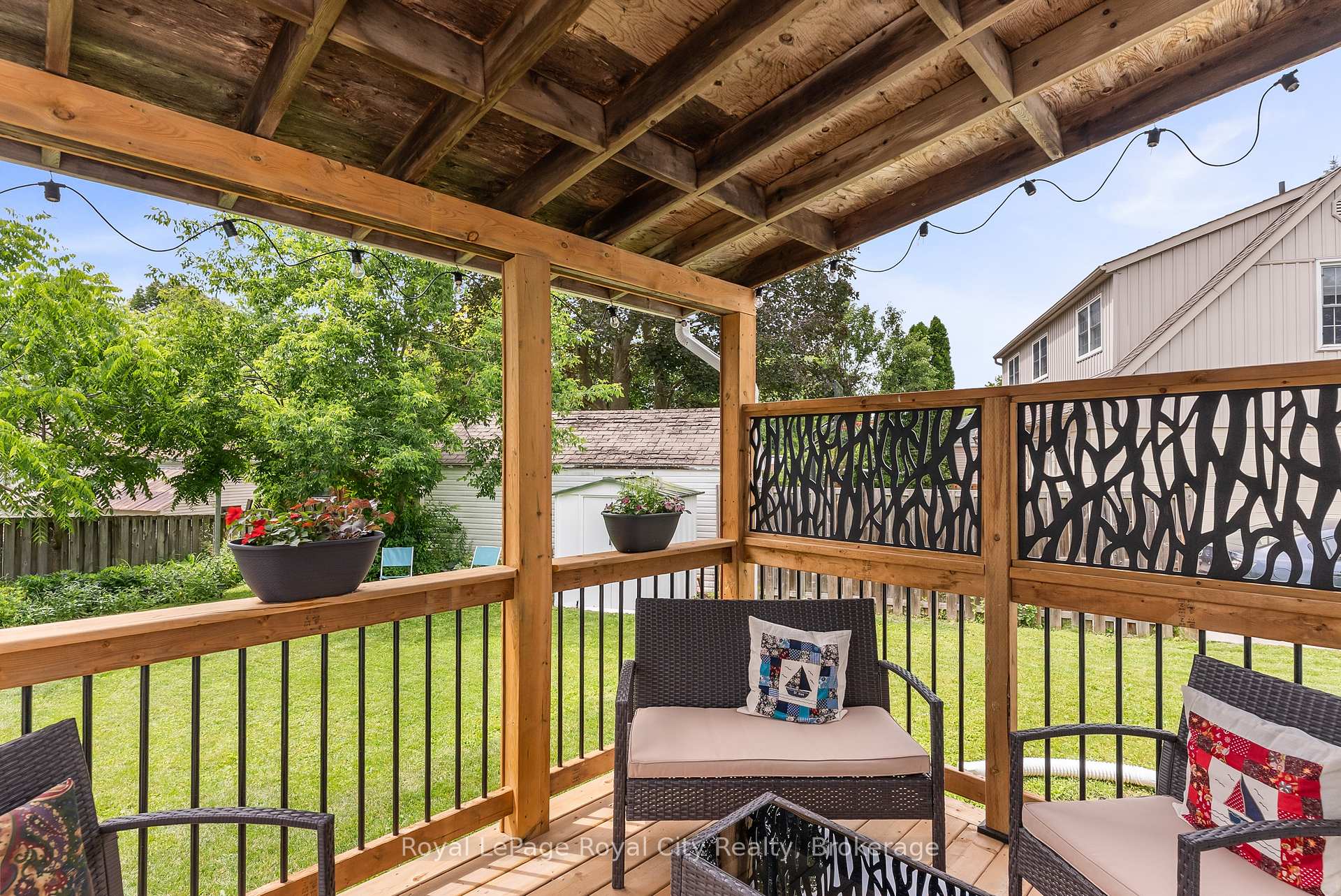 Photo 28 of 56 Winston Crescent, Guelph, St. George's — HOMEH