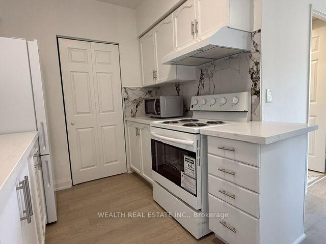 Photo 4 of Unit 102, 7378 Yonge Street, Vaughan, Crestwood-Springfarm-Yorkhill — HOMEH