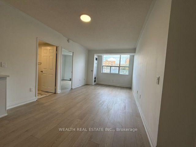 Photo 8 of Unit 102, 7378 Yonge Street, Vaughan, Crestwood-Springfarm-Yorkhill — HOMEH