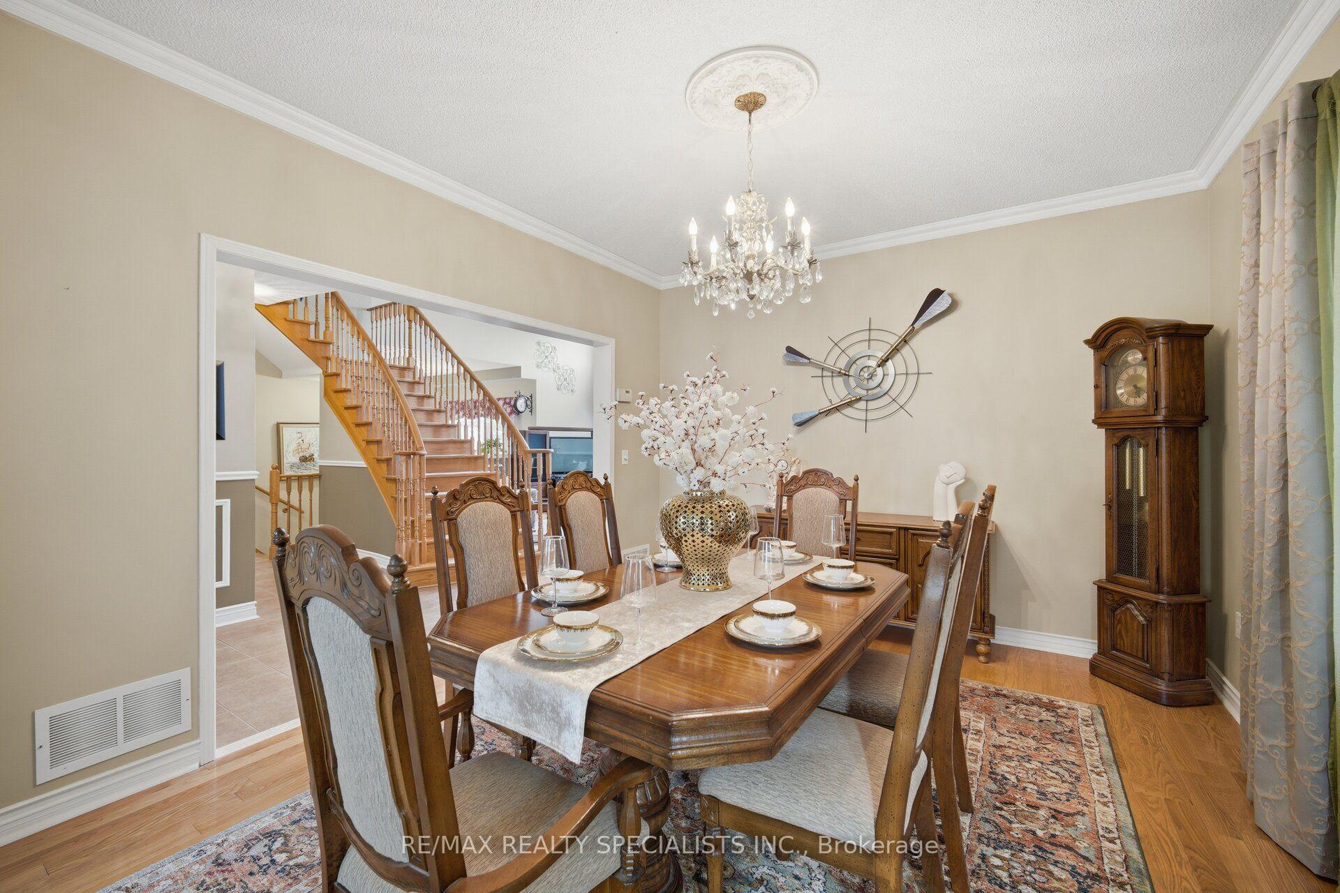 Photo 15 of 25 Dovergreen Drive, Brampton, Fletcher's Meadow — HOMEH