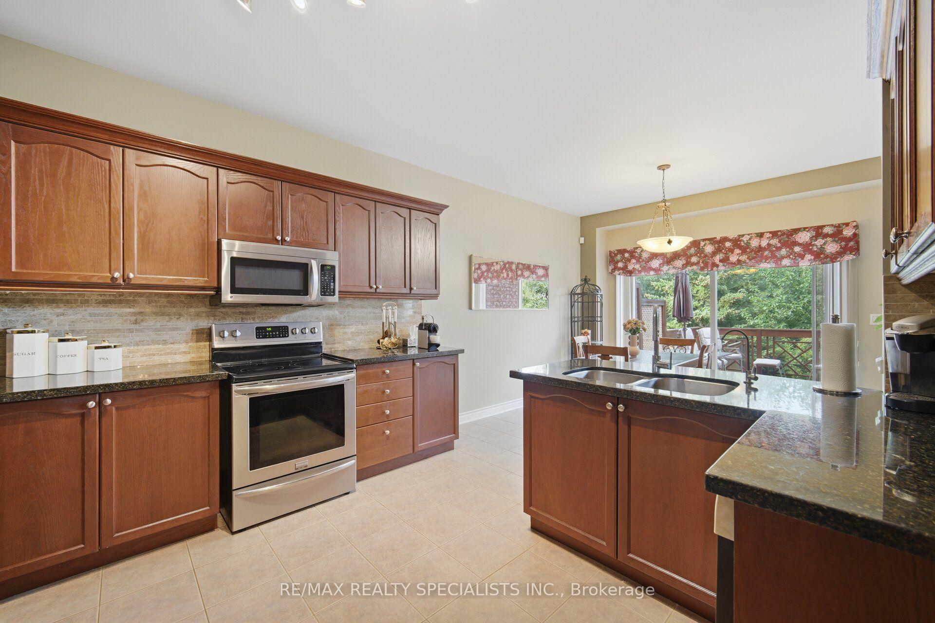 Photo 22 of 25 Dovergreen Drive, Brampton, Fletcher's Meadow — HOMEH