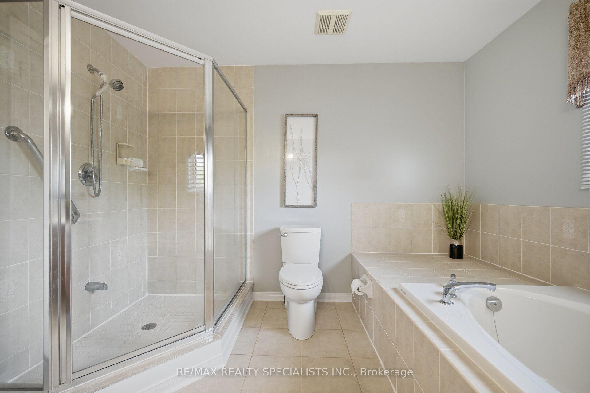 Photo 31 of 25 Dovergreen Drive, Brampton, Fletcher's Meadow — HOMEH
