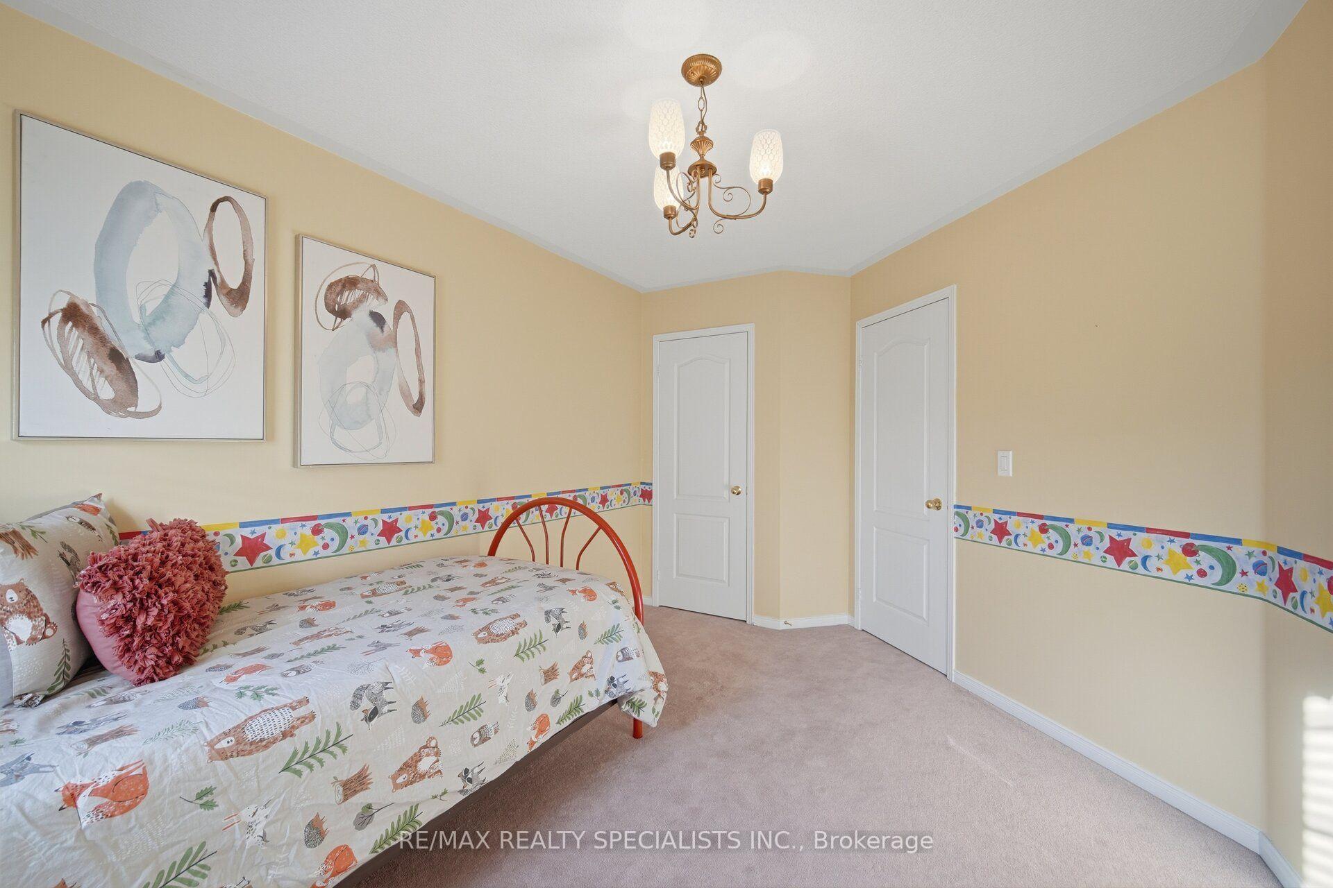Photo 35 of 25 Dovergreen Drive, Brampton, Fletcher's Meadow — HOMEH
