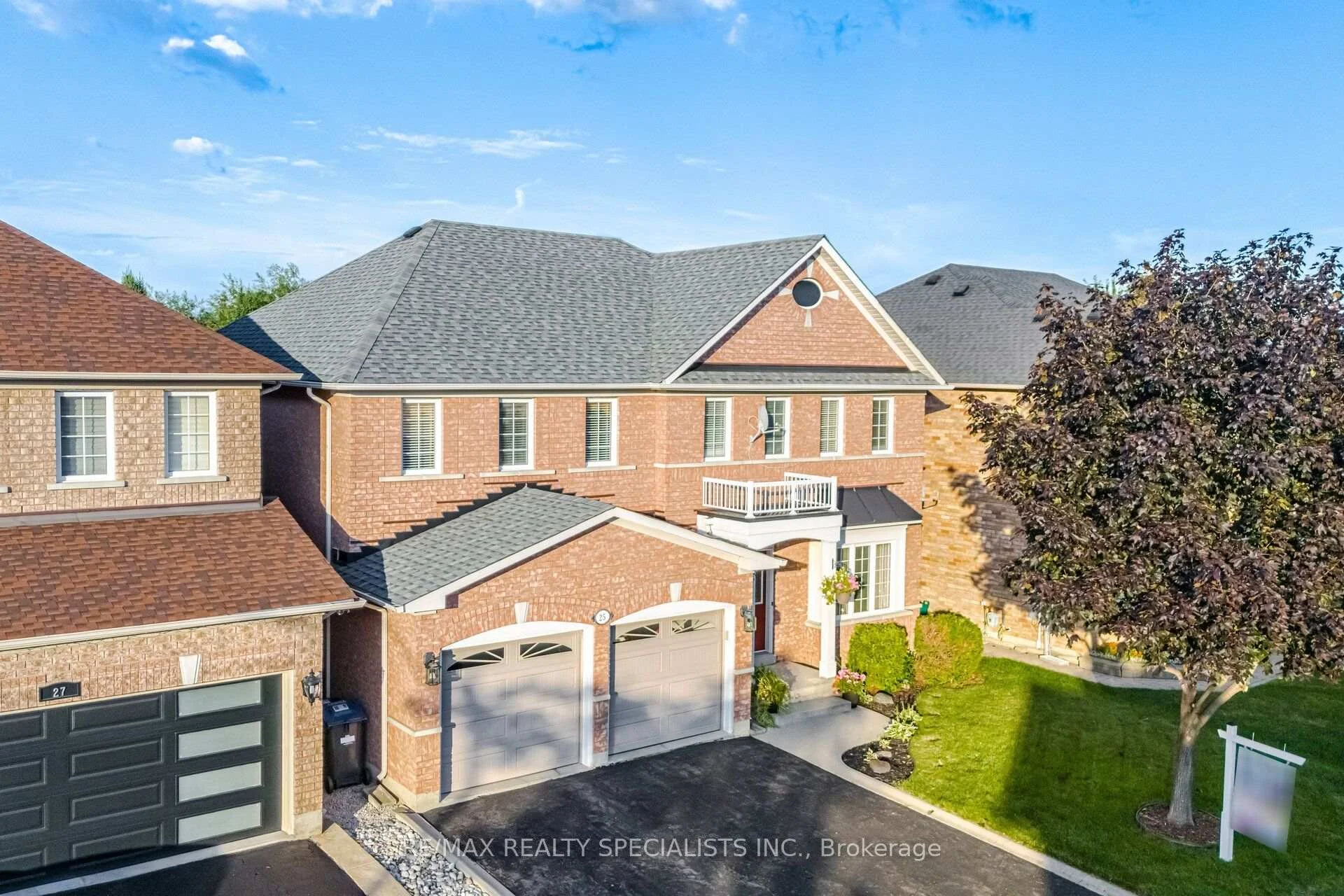 Photo 8 of 25 Dovergreen Drive, Brampton, Fletcher's Meadow — HOMEH