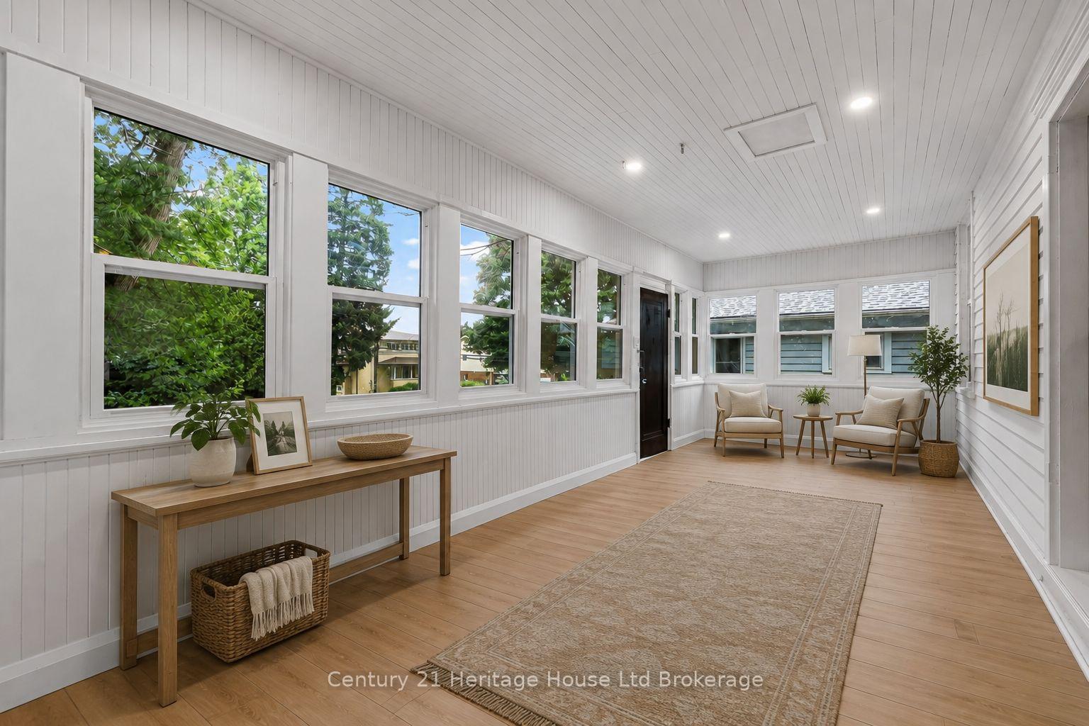 Photo 8 of 256 Union Street, Norfolk, Simcoe — HOMEH