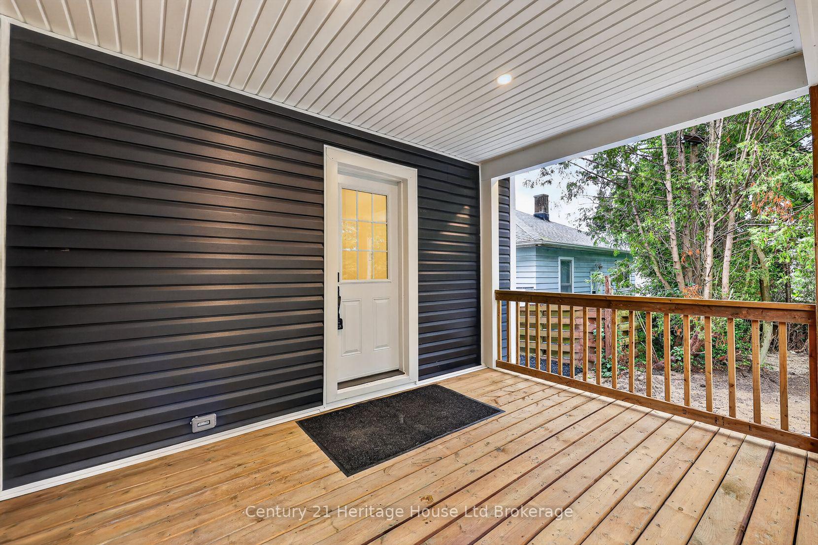 Photo 12 of 256 Union Street, Norfolk, Simcoe — HOMEH