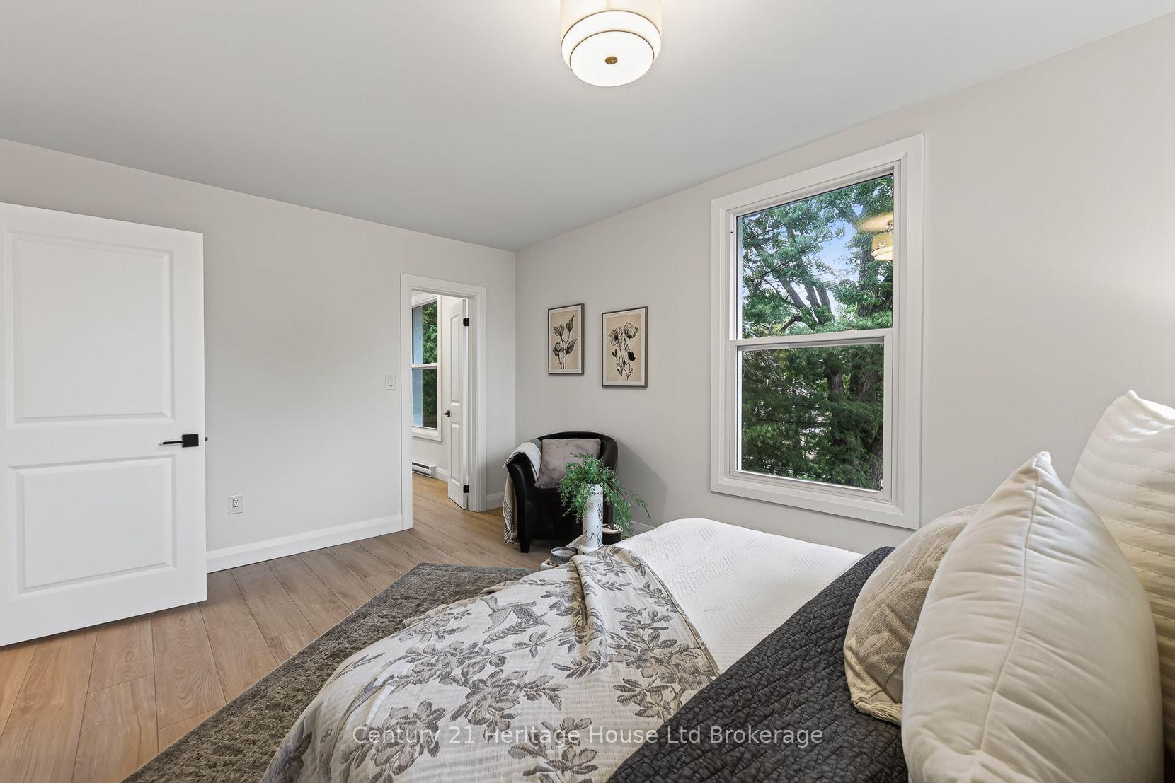 Photo 30 of 256 Union Street, Norfolk, Simcoe — HOMEH