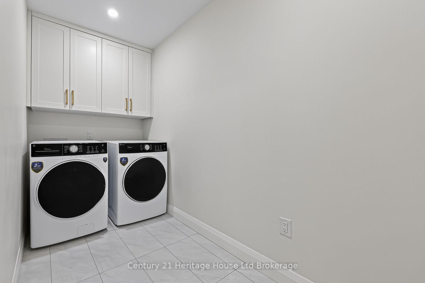 Photo 37 of 256 Union Street, Norfolk, Simcoe — HOMEH