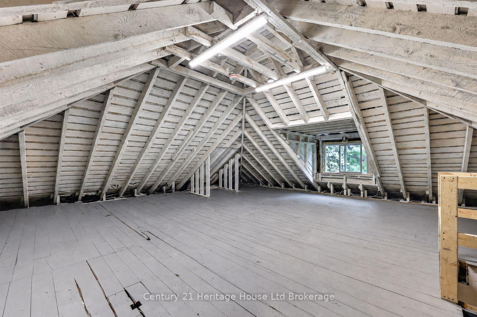Photo 38 of 256 Union Street, Norfolk, Simcoe — HOMEH